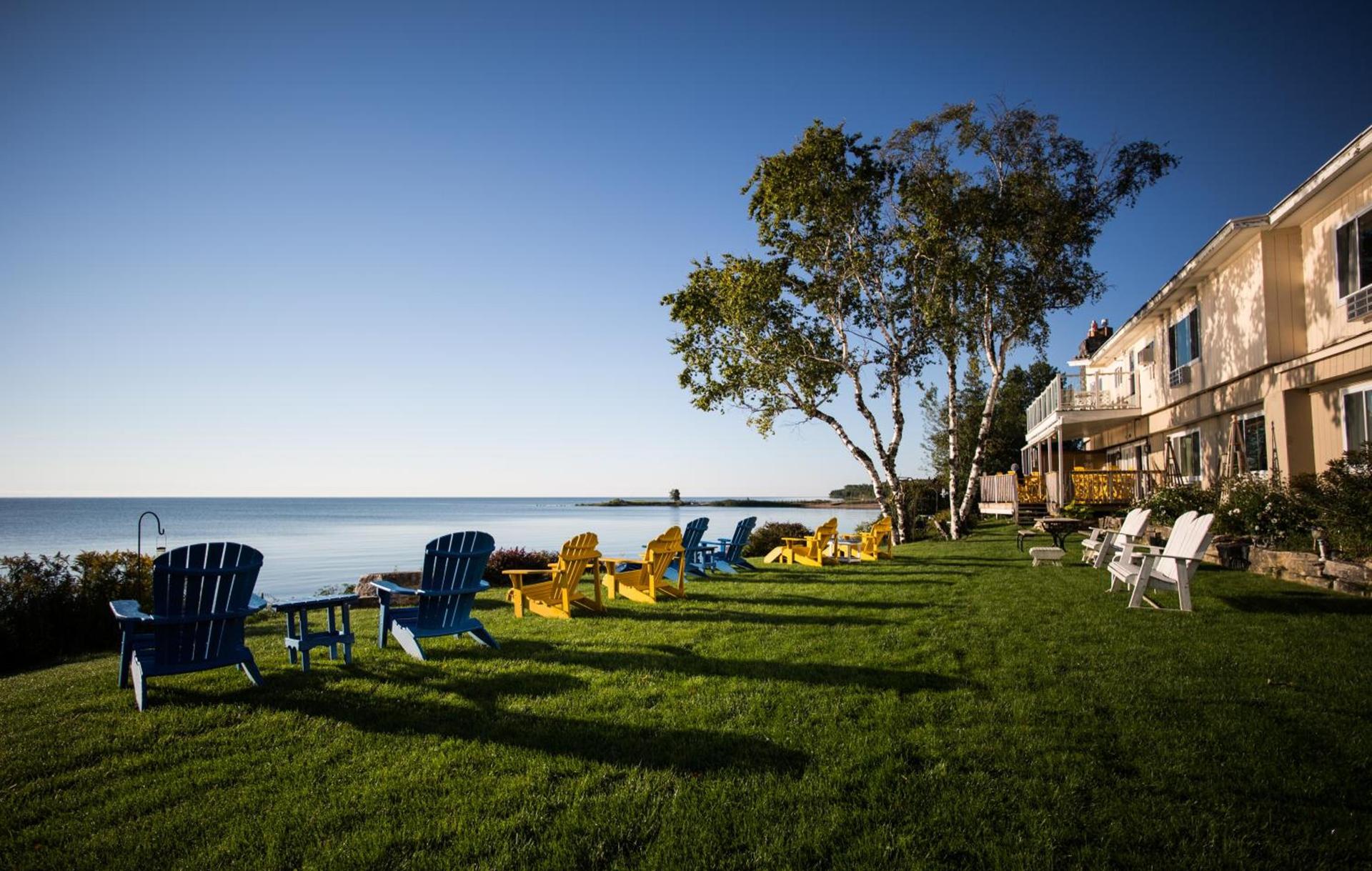 Beachfront Inn photo 16