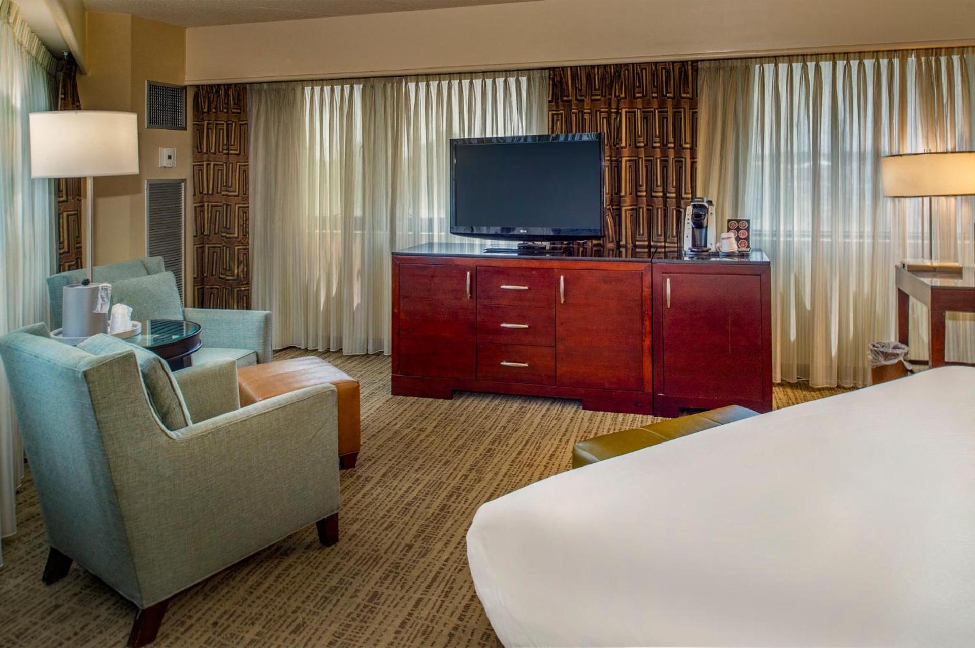 Crowne Plaza Hotel St. Louis Airport by IHG photo 94