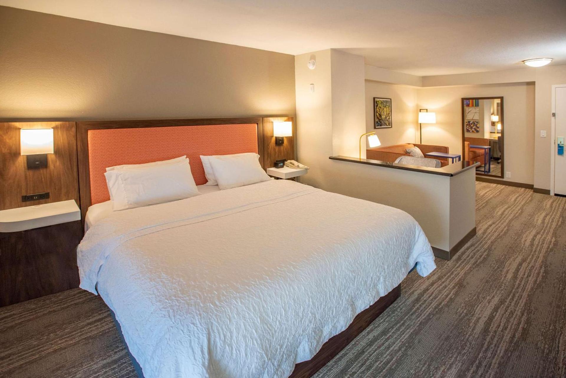 Hampton Inn Pensacola-Airport photo 29
