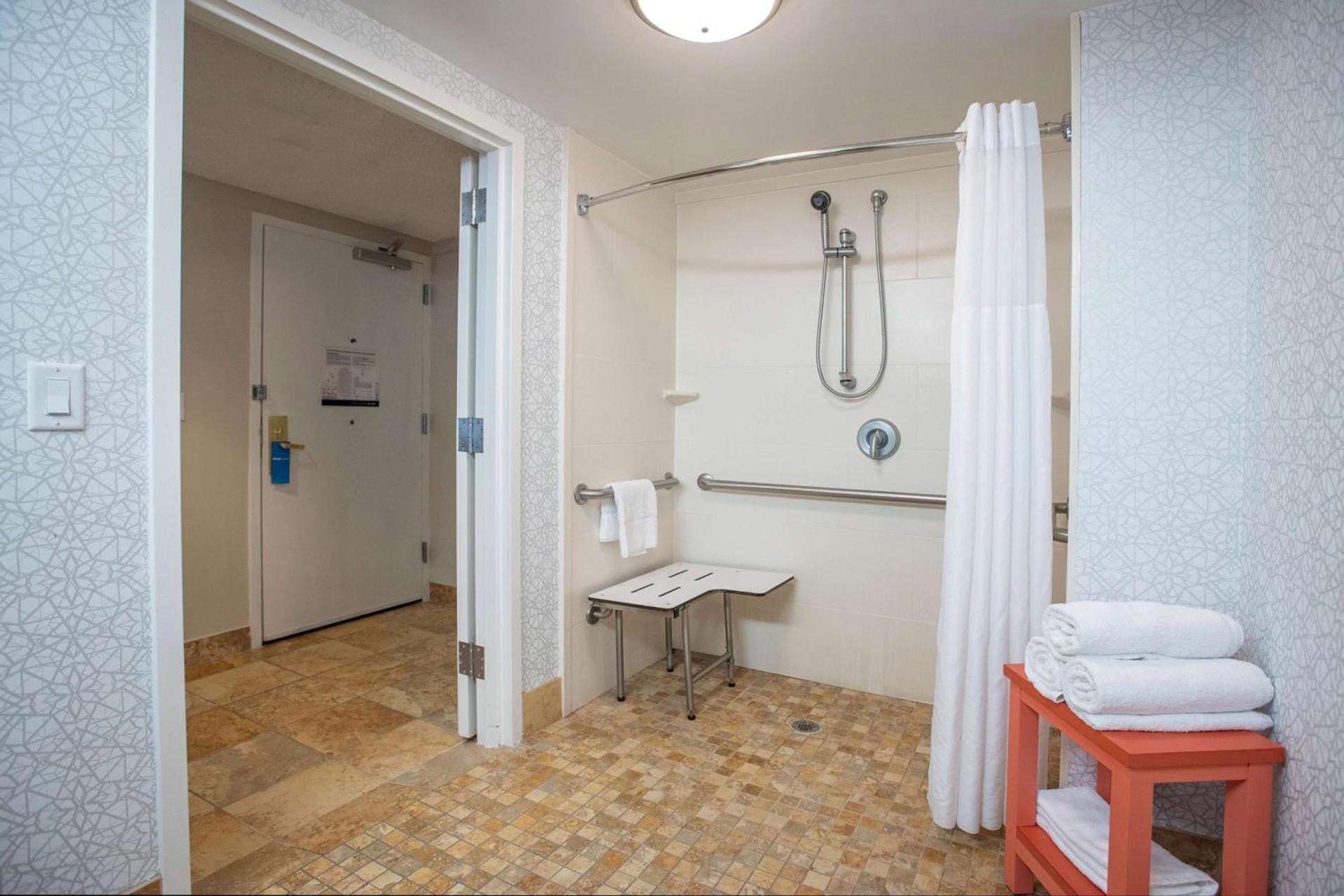 Hampton Inn Pensacola-Airport photo 36