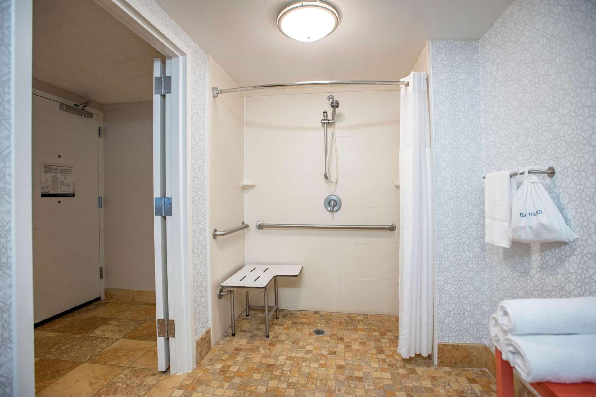 Hampton Inn Pensacola-Airport photo 37