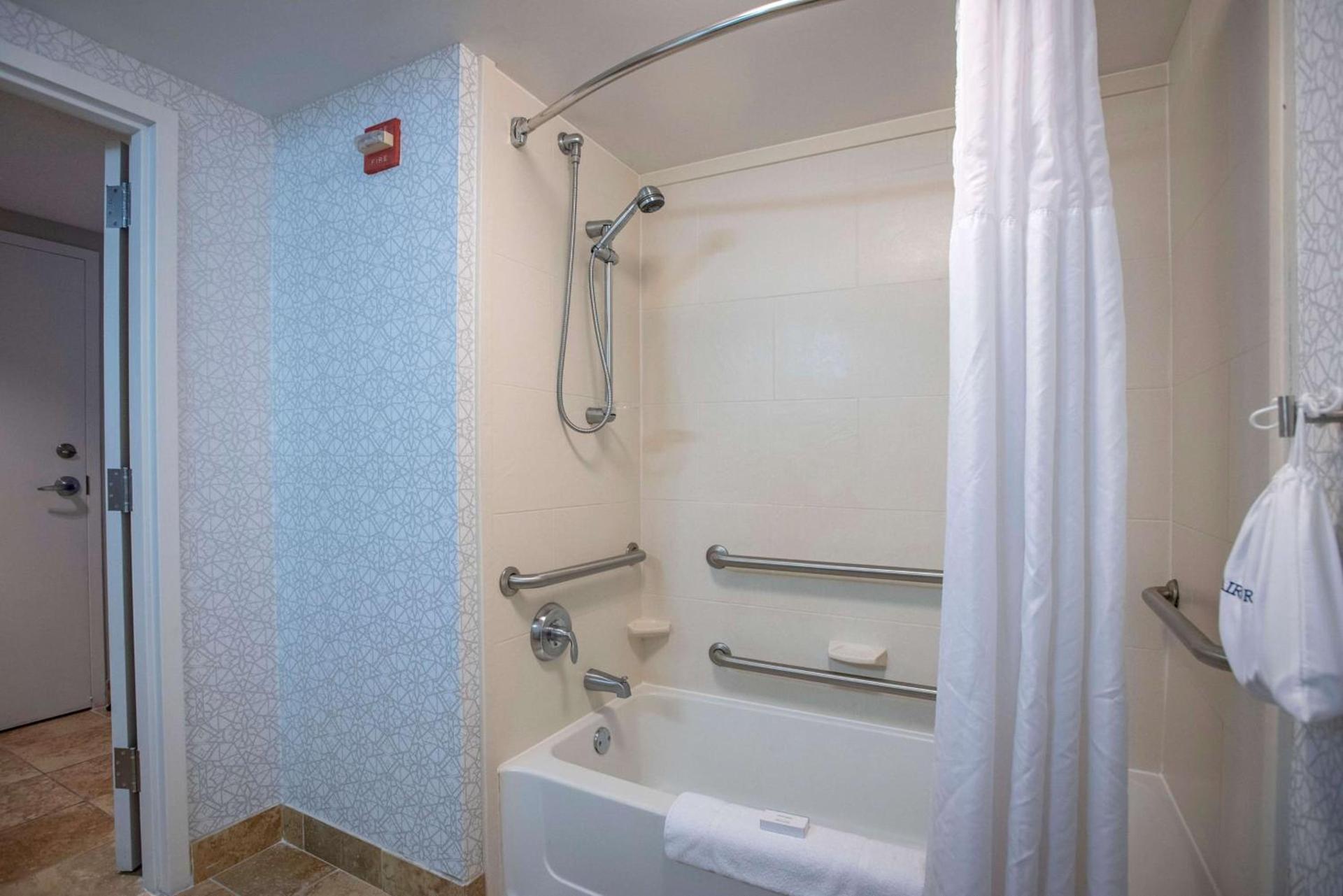 Hampton Inn Pensacola-Airport photo 40