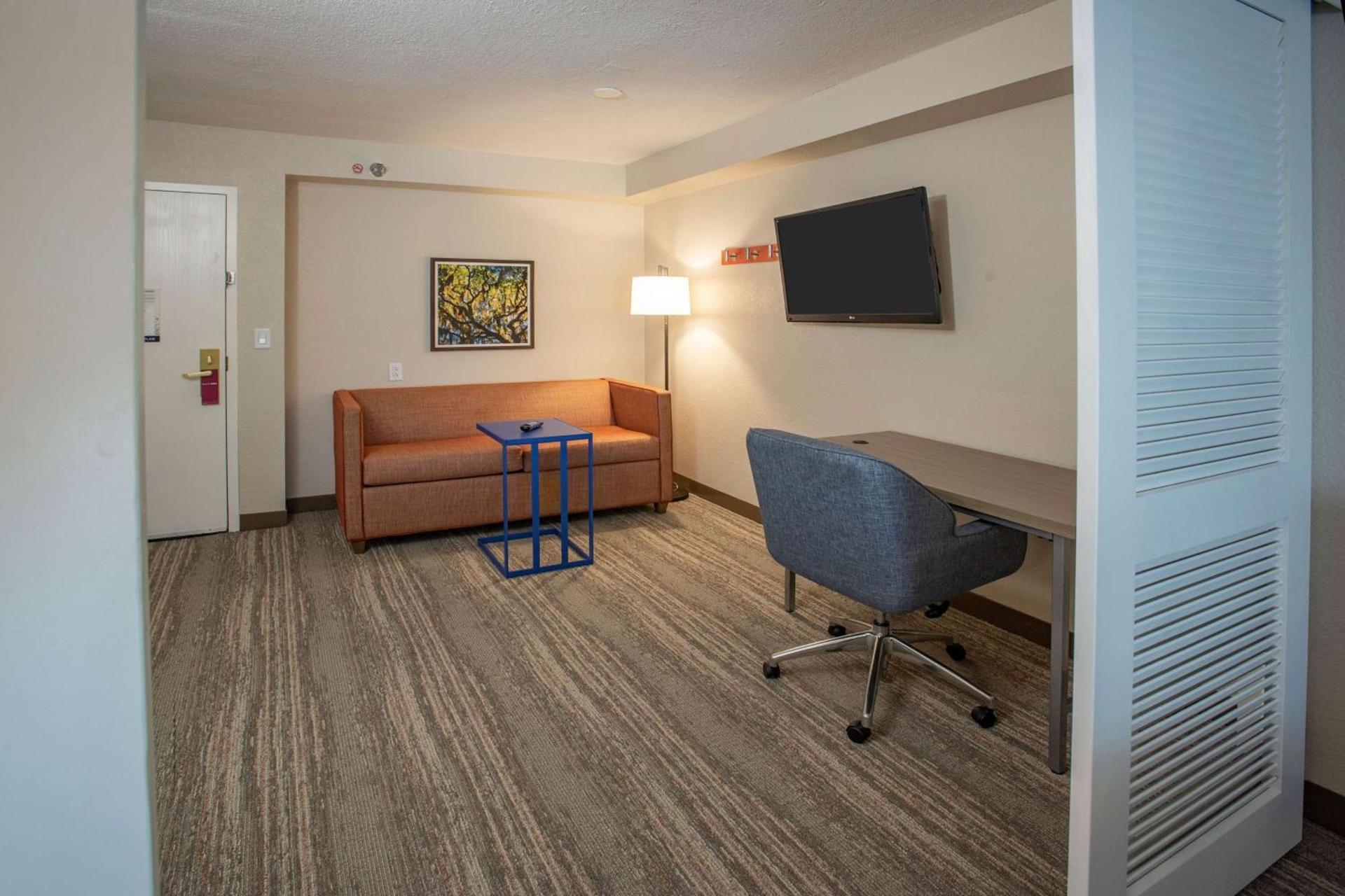 Hampton Inn Pensacola-Airport photo 45