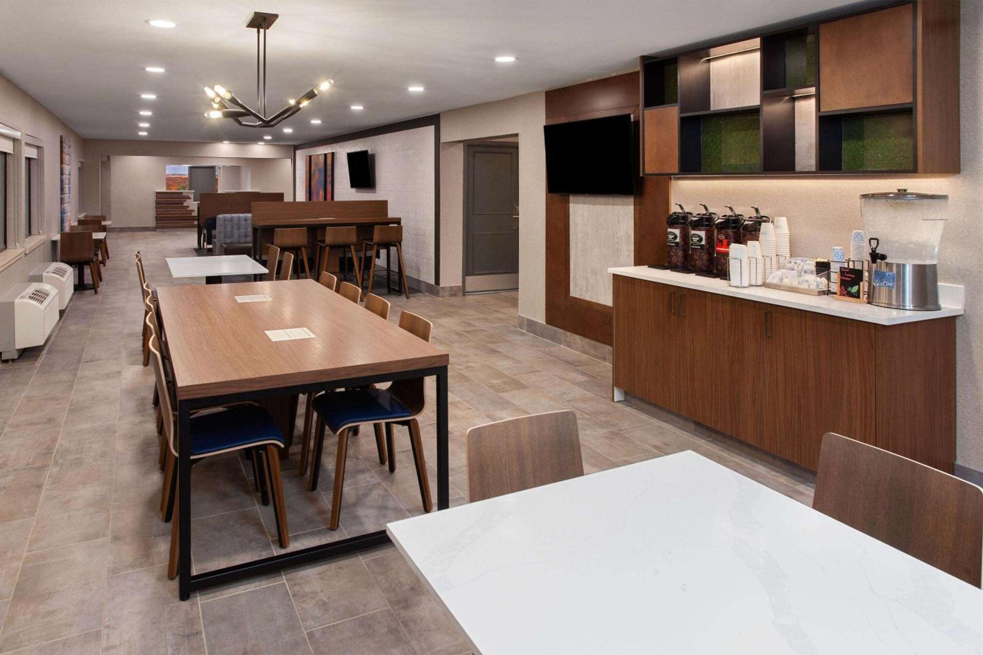 La Quinta Inn by Wyndham Wausau photo 4