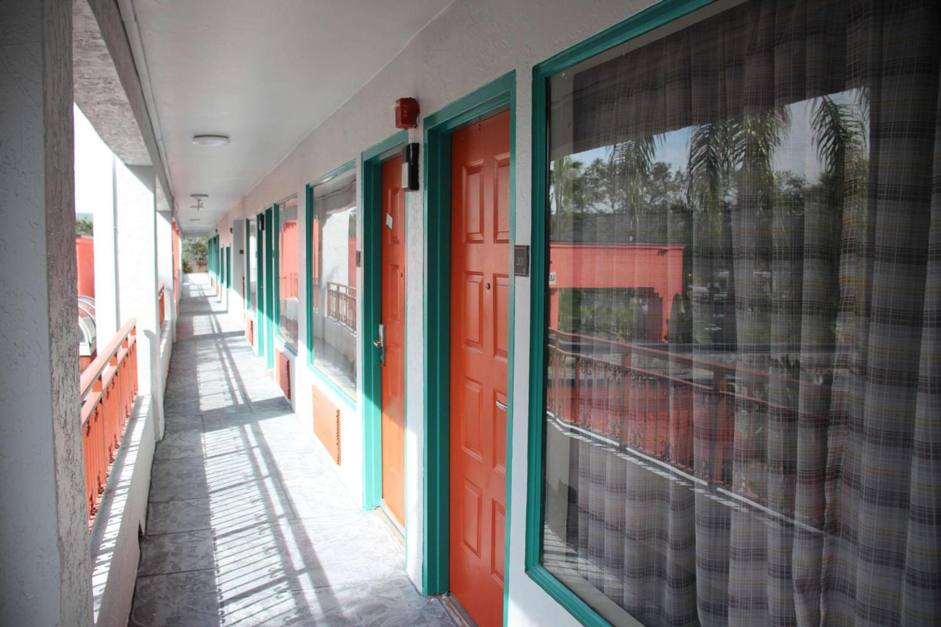 Boca Suites Deerfield Beach; SureStay Collection by BW photo 13