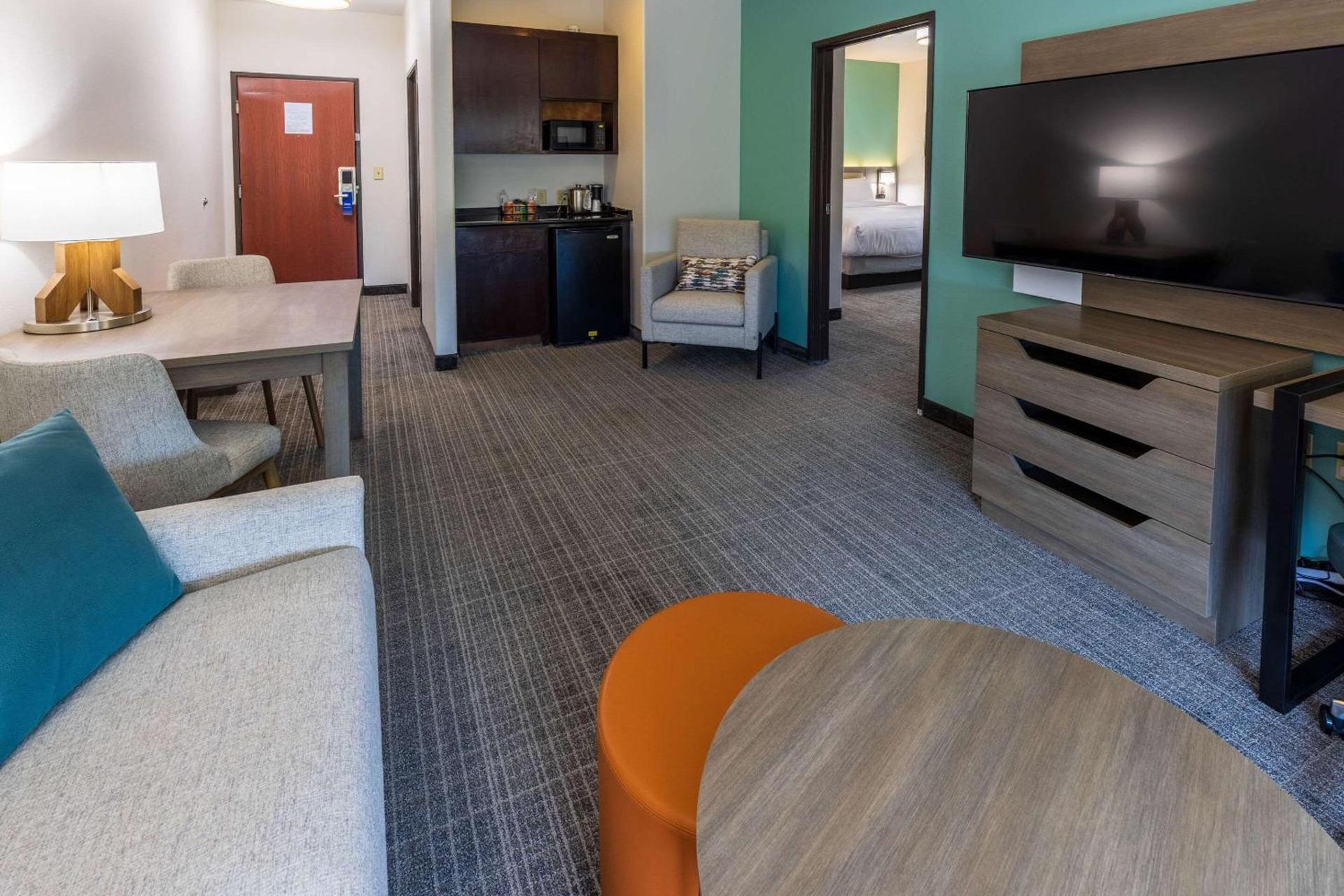 Comfort Inn & Suites New Iberia - Avery Island photo 39