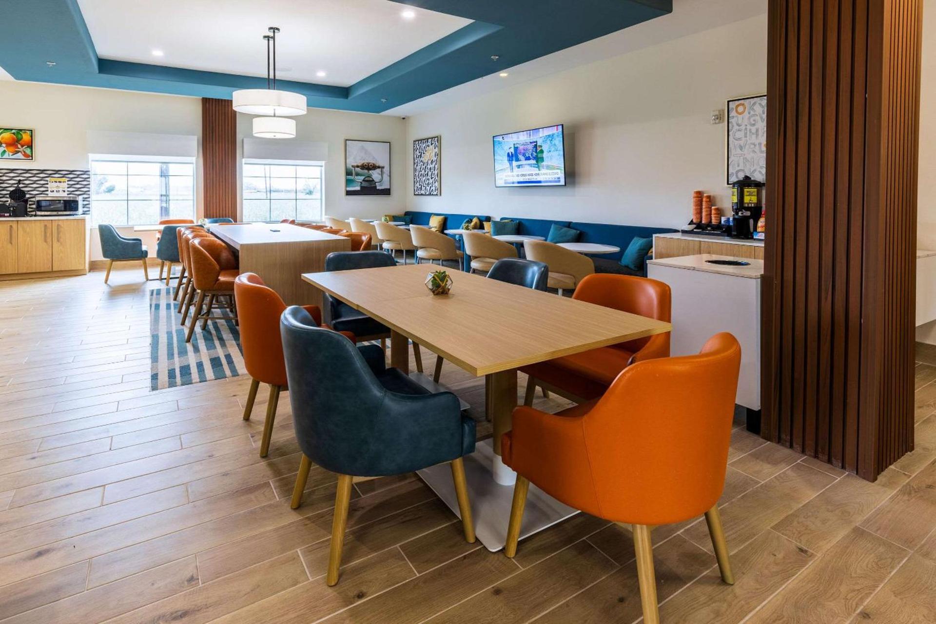Comfort Inn & Suites New Iberia - Avery Island photo 10