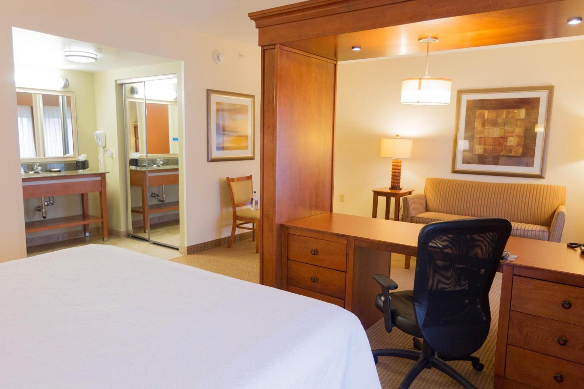 Hampton Inn & Suites Radcliff/Fort Knox photo 40