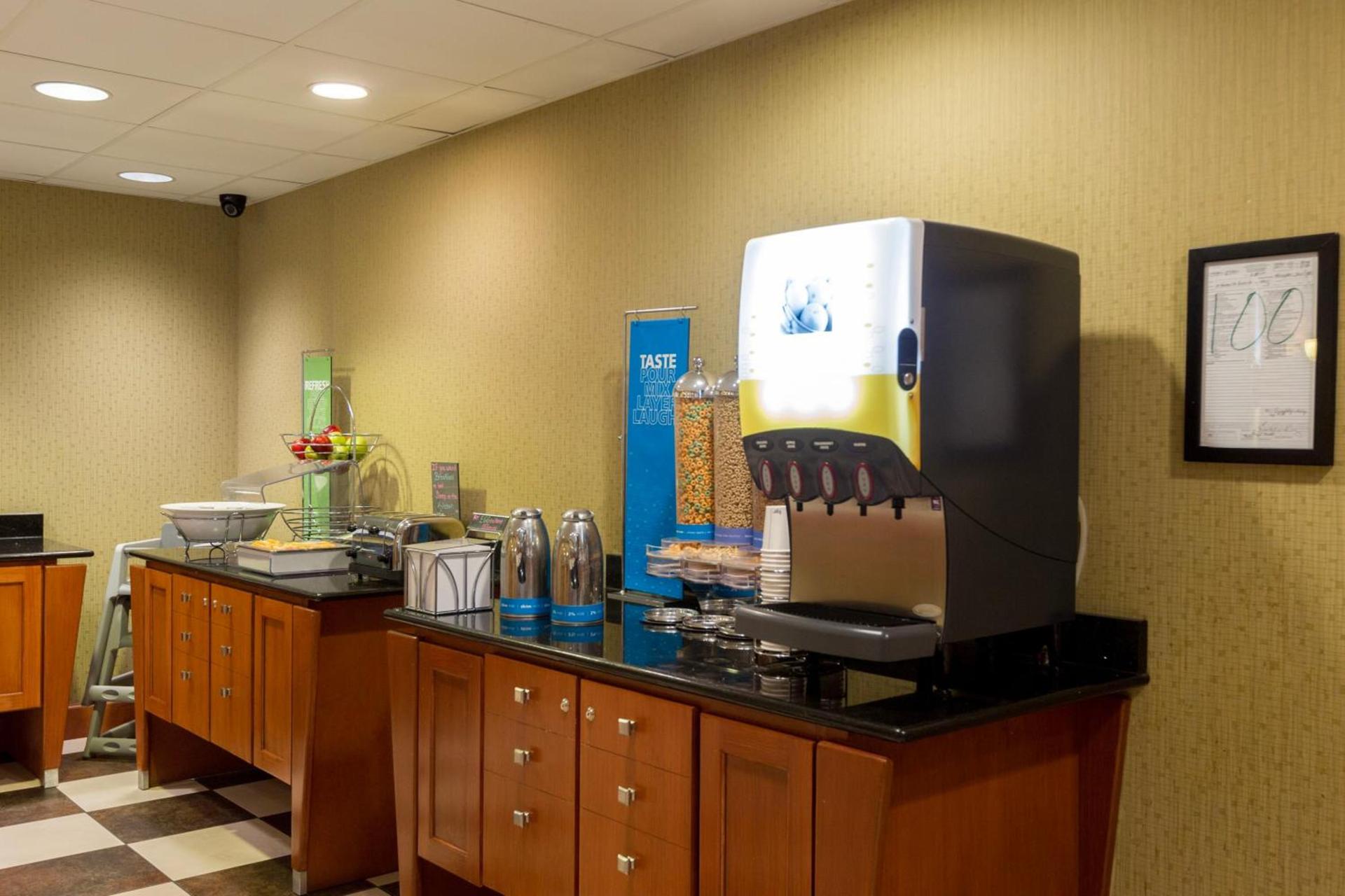 Hampton Inn & Suites Radcliff/Fort Knox photo 35