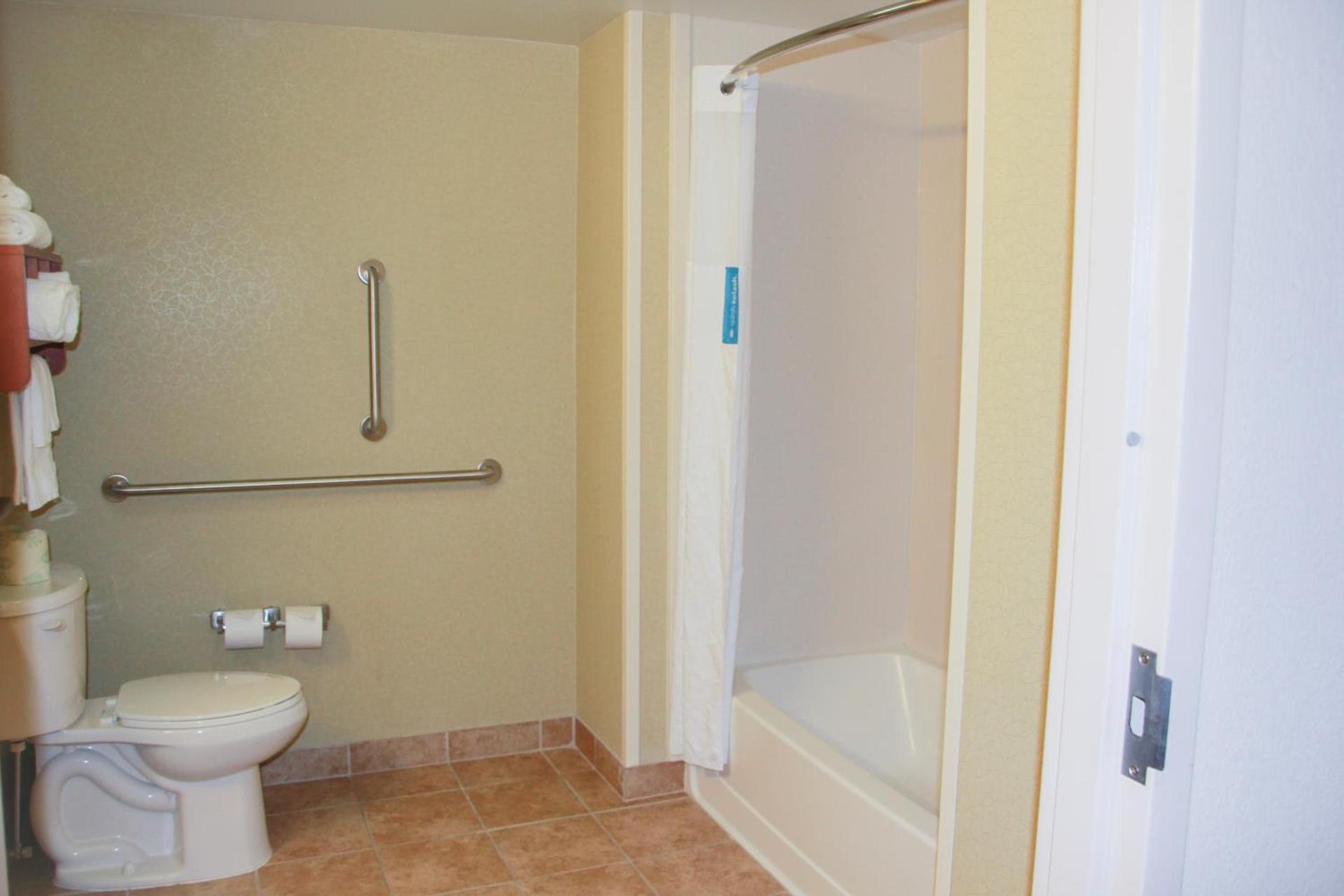Hampton Inn & Suites Radcliff/Fort Knox photo 49