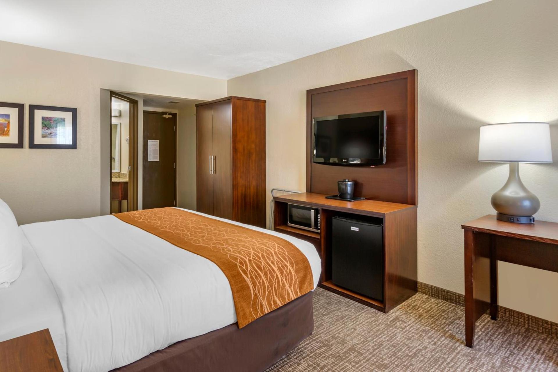 Comfort Inn Layton - Salt Lake City photo 64