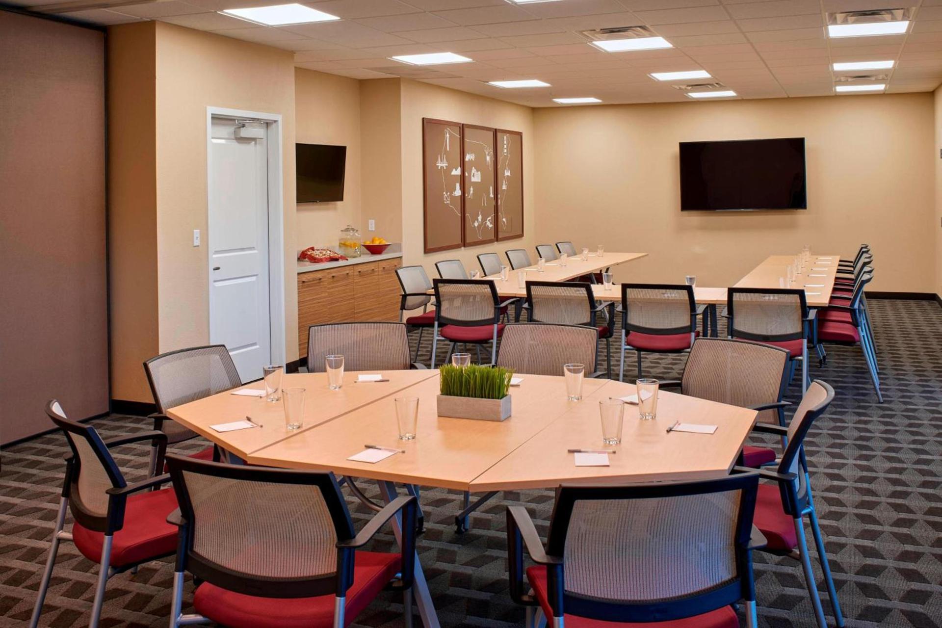 TownePlace Suites by Marriott Richmond photo 23