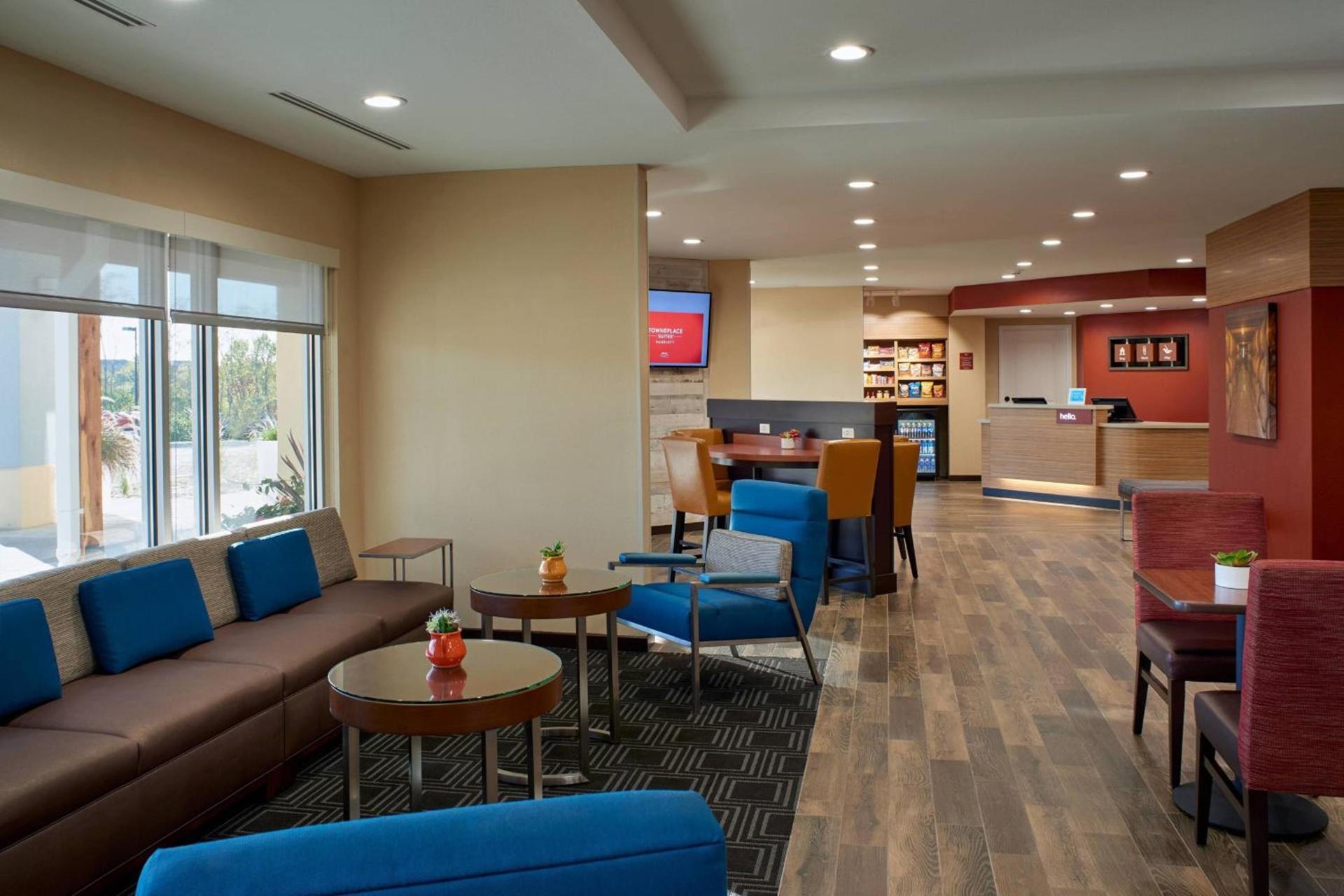 TownePlace Suites by Marriott Richmond photo 4
