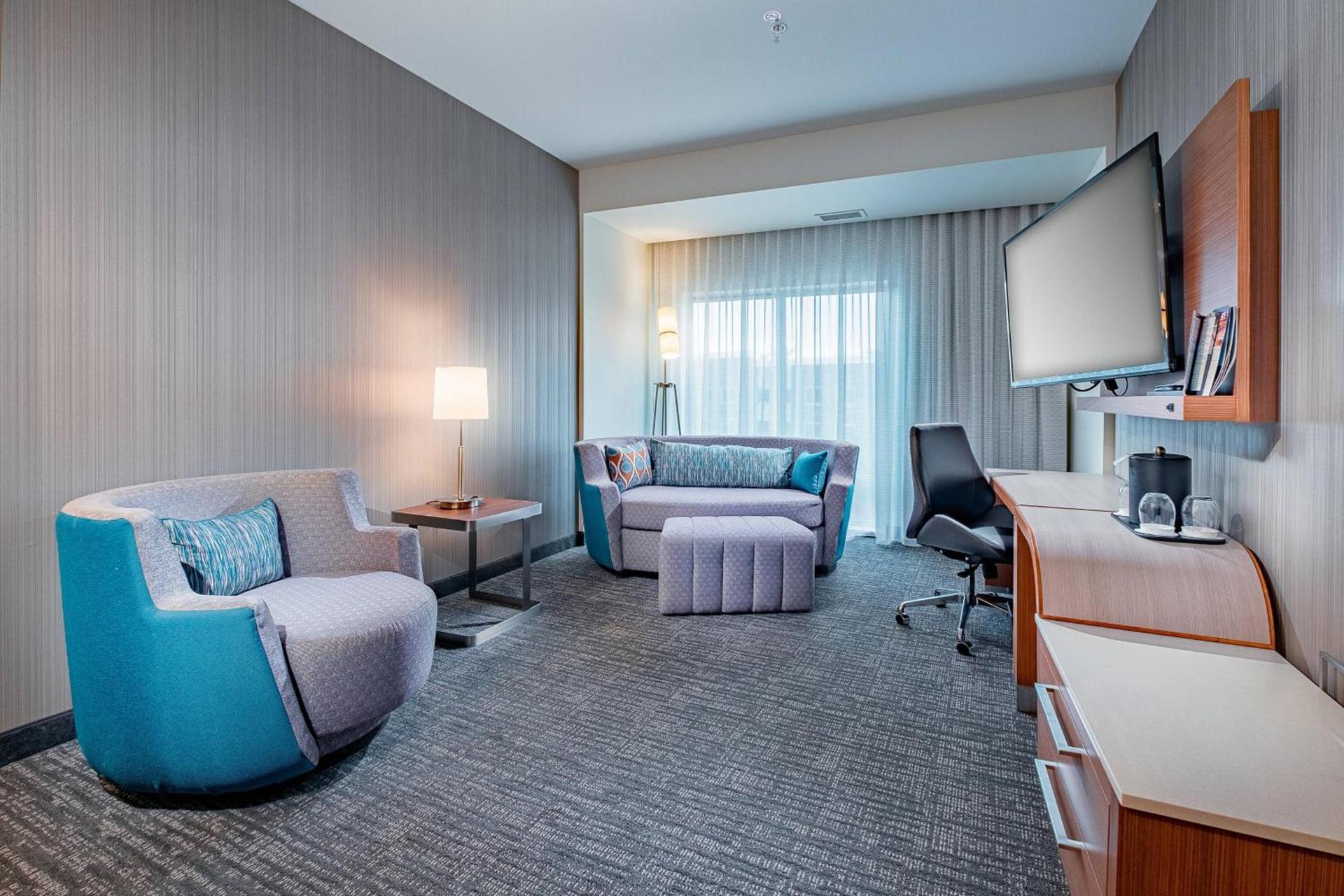 Courtyard by Marriott Toledo West photo 15