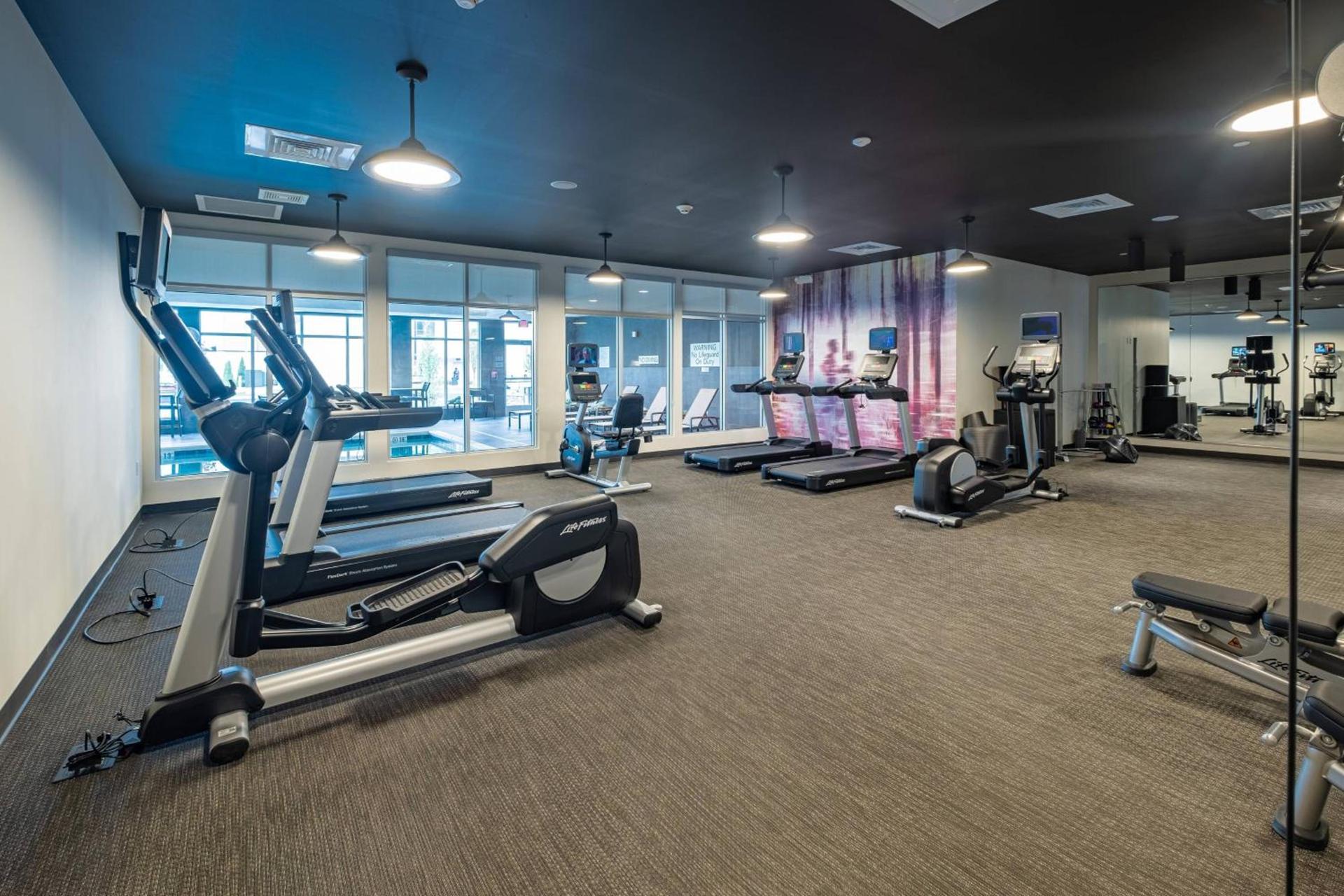 Courtyard by Marriott Toledo West photo 33