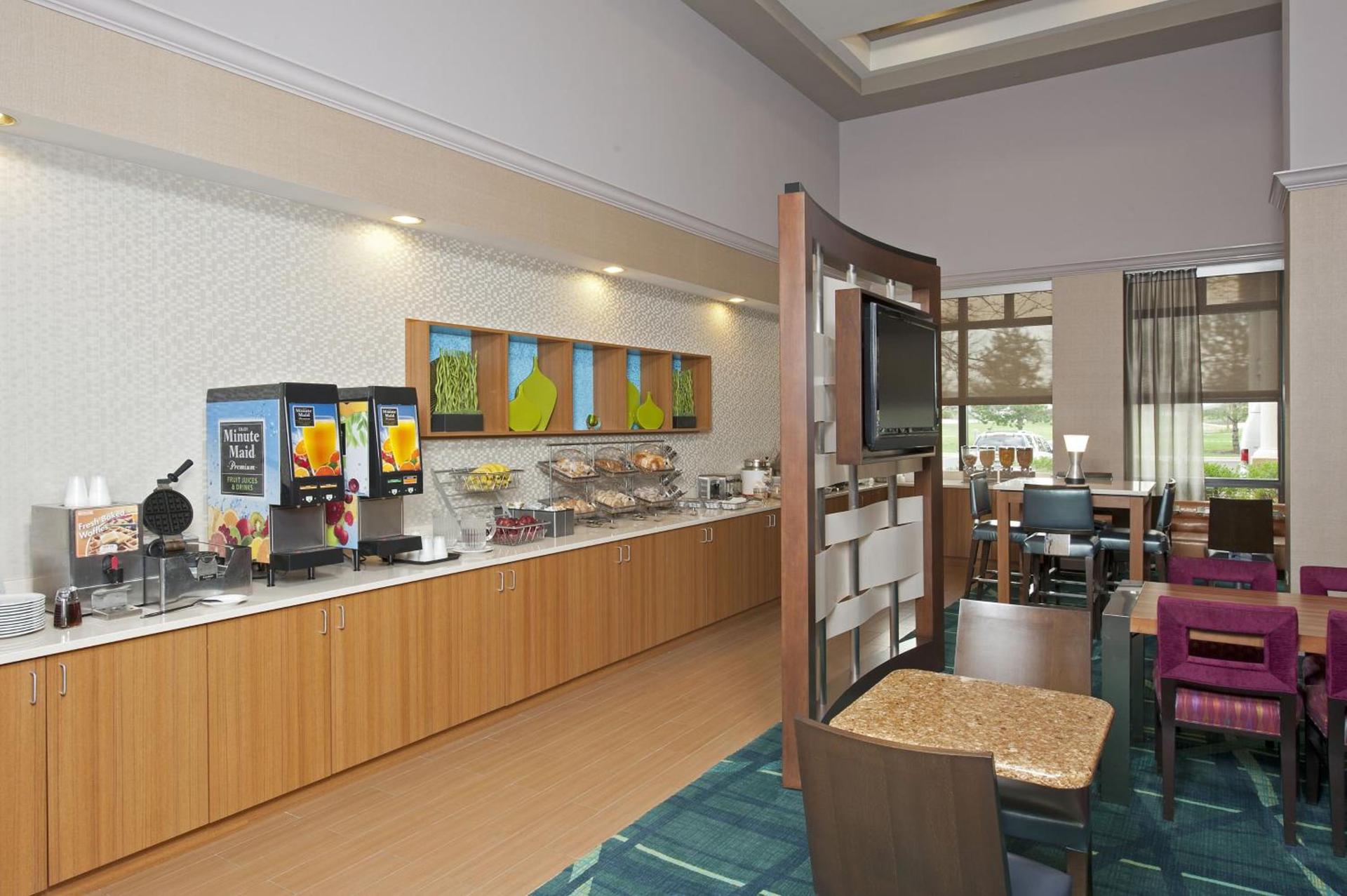 SpringHill Suites by Marriott Chicago Naperville Warrenville photo 2