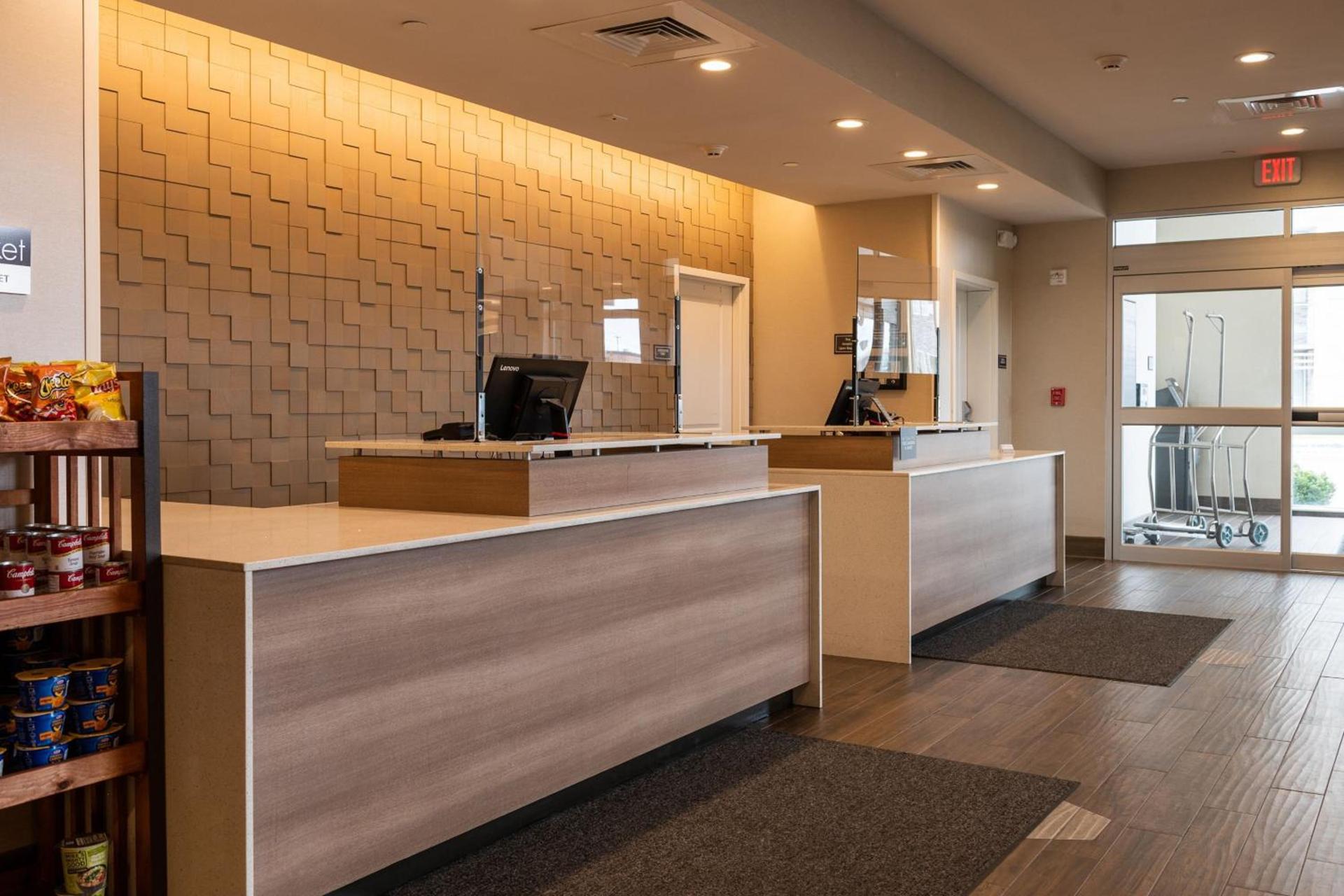 Residence Inn by Marriott Toledo West photo 13