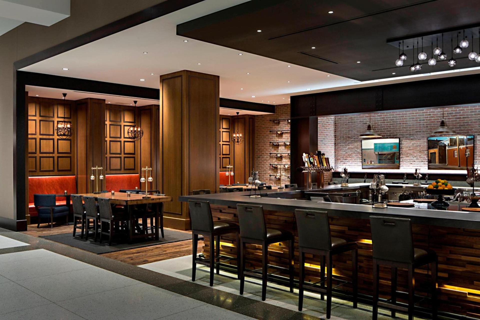 Omaha Marriott Downtown at the Capitol District photo 57