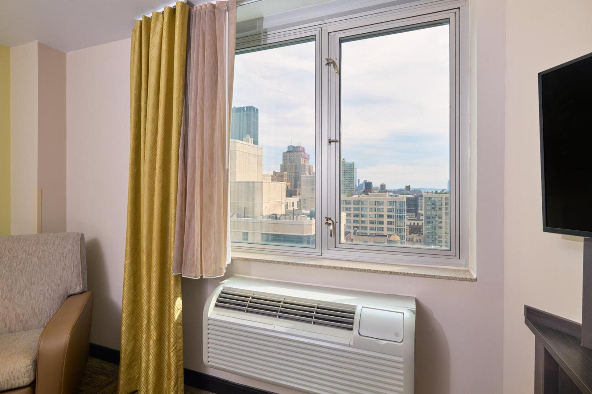 Candlewood Suites NYC -Times Square by IHG photo 12