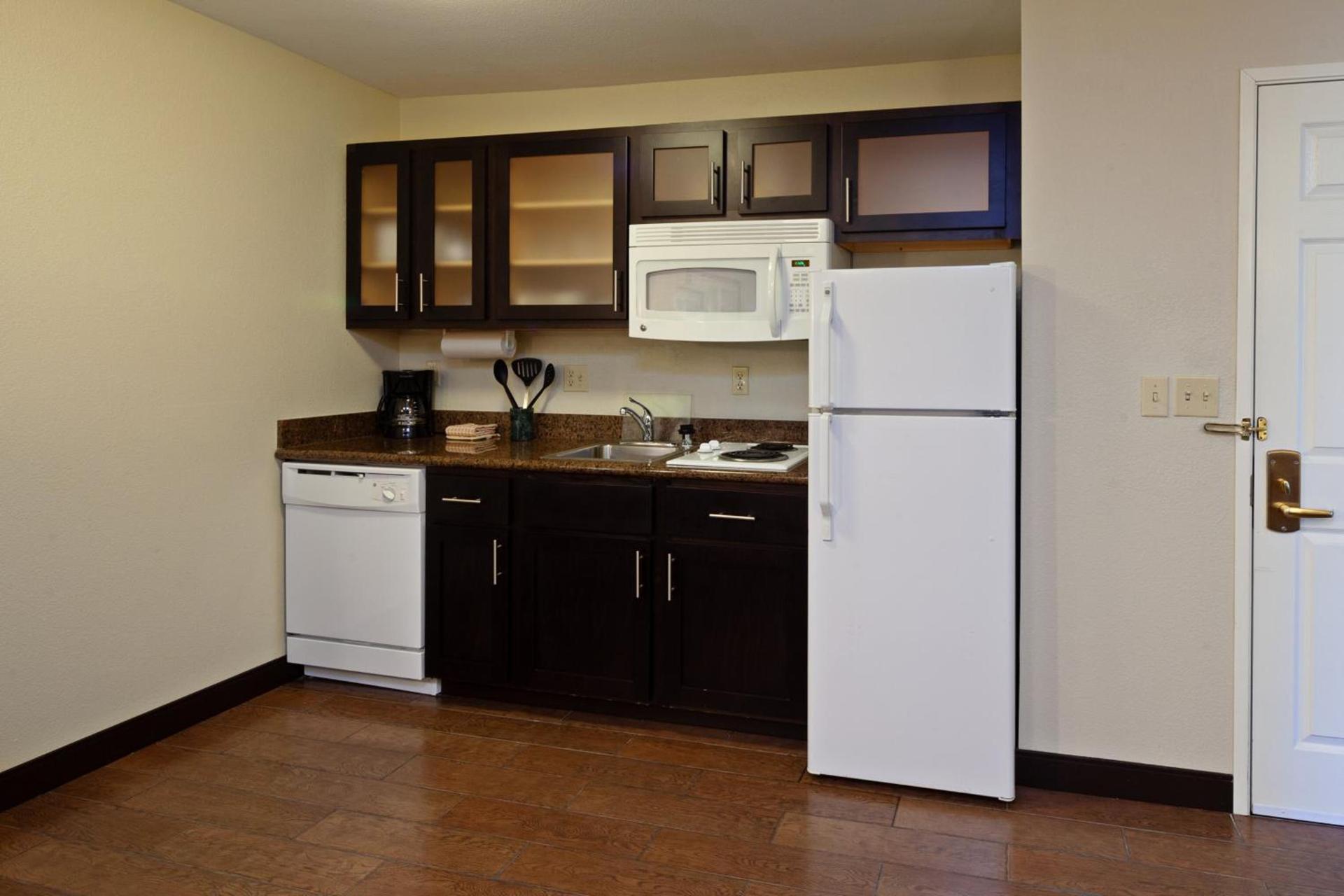 Staybridge Suites Fairfield Napa Valley Area by IHG photo 52