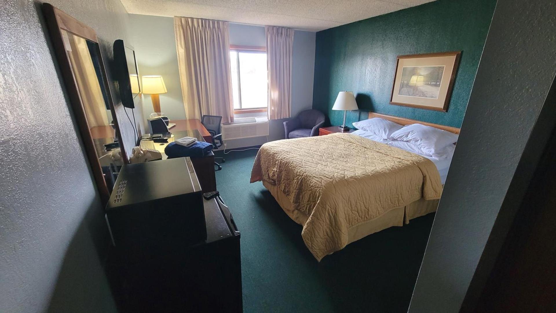 The Belgium Inn & Suites photo 29