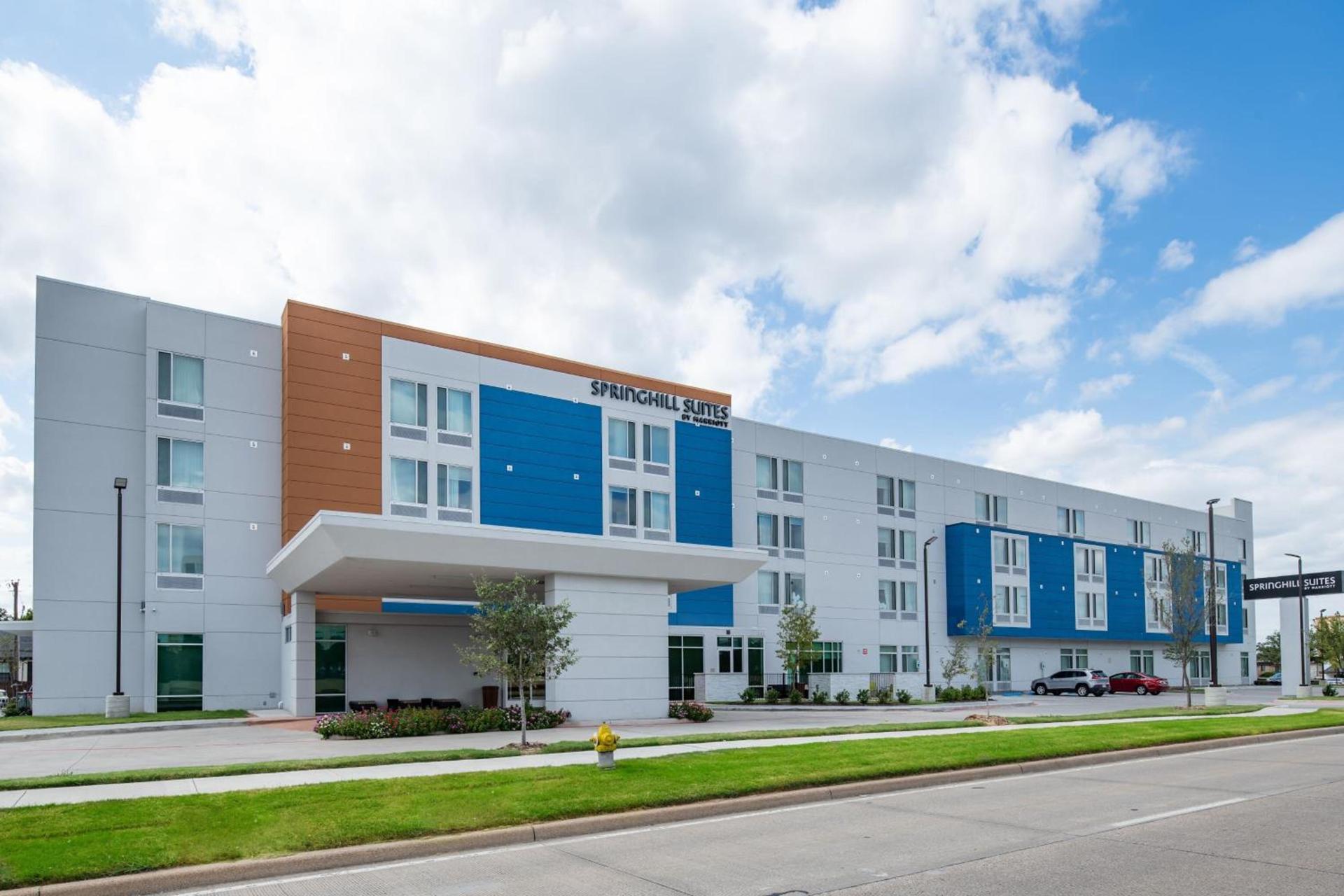 SpringHill Suites Dallas Central Expressway photo 5