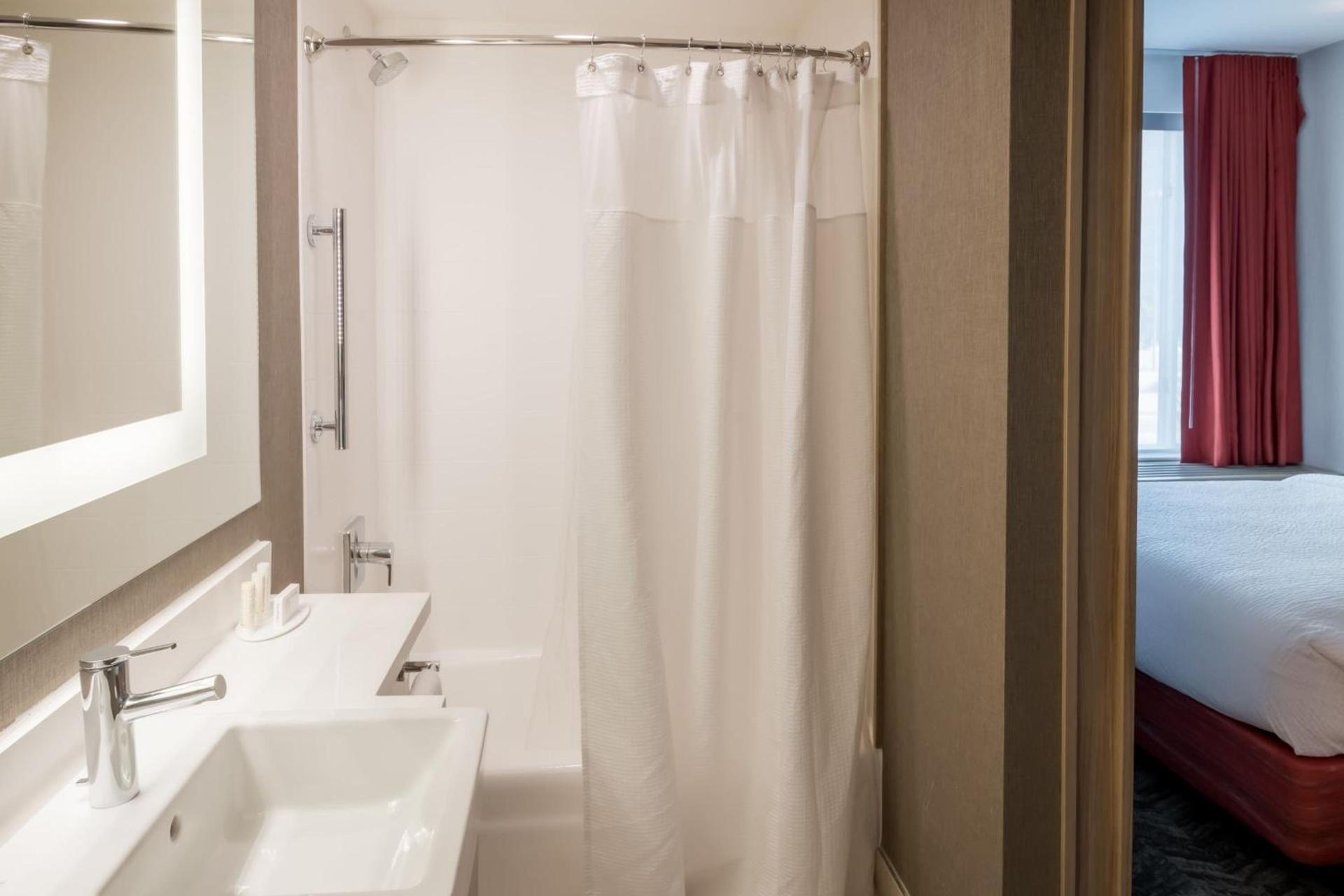 SpringHill Suites Dallas Central Expressway photo 35