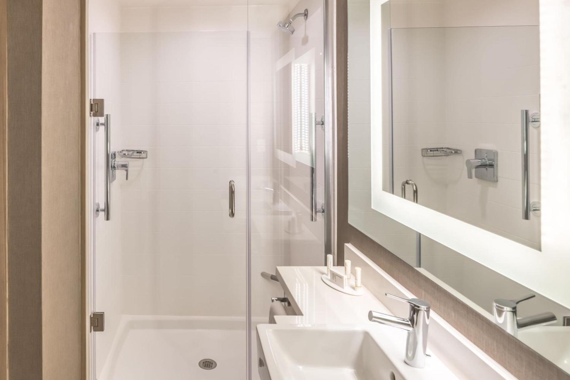 SpringHill Suites Dallas Central Expressway photo 36