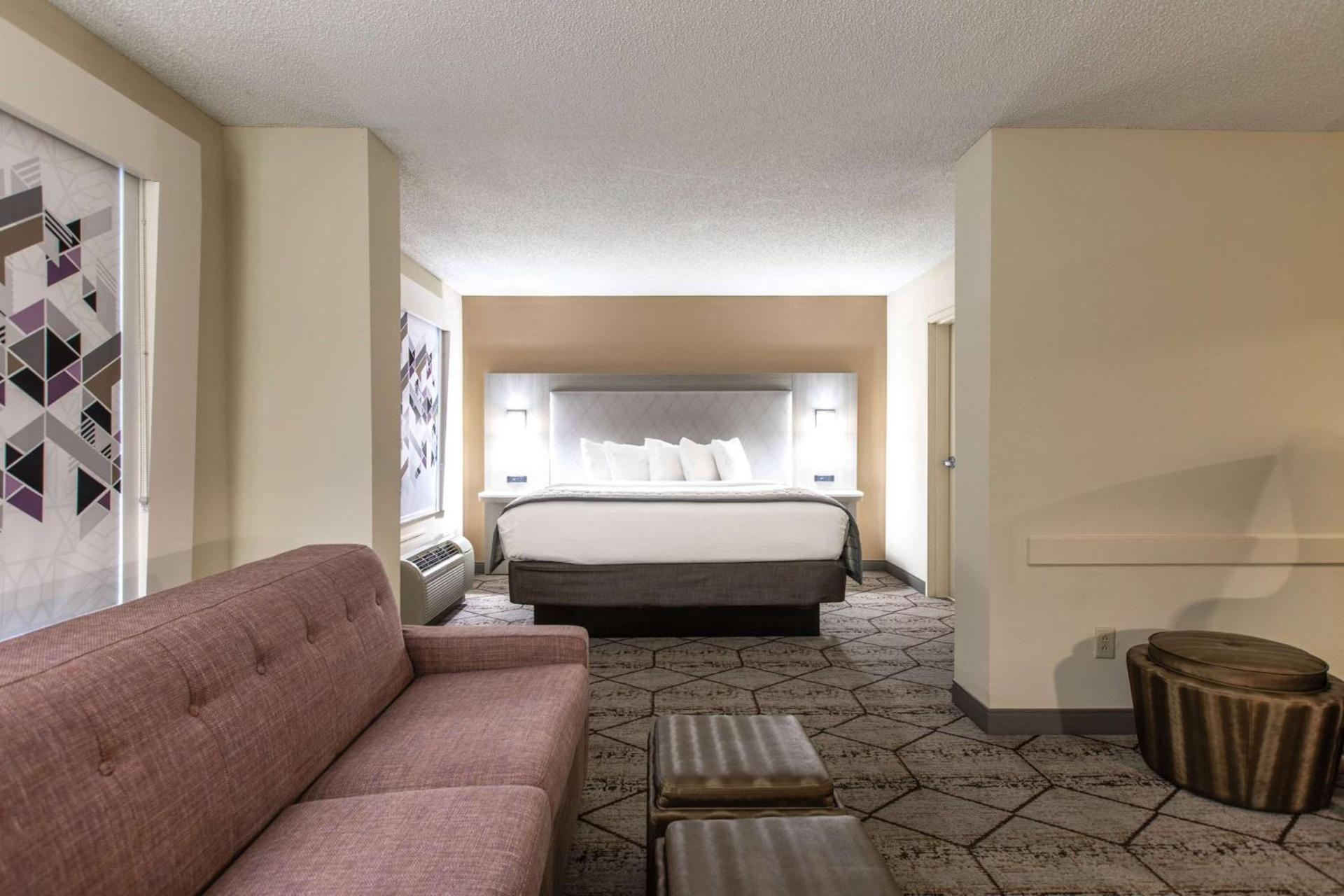 Wingate by Wyndham Charlotte Concord Mills/Speedway photo 22