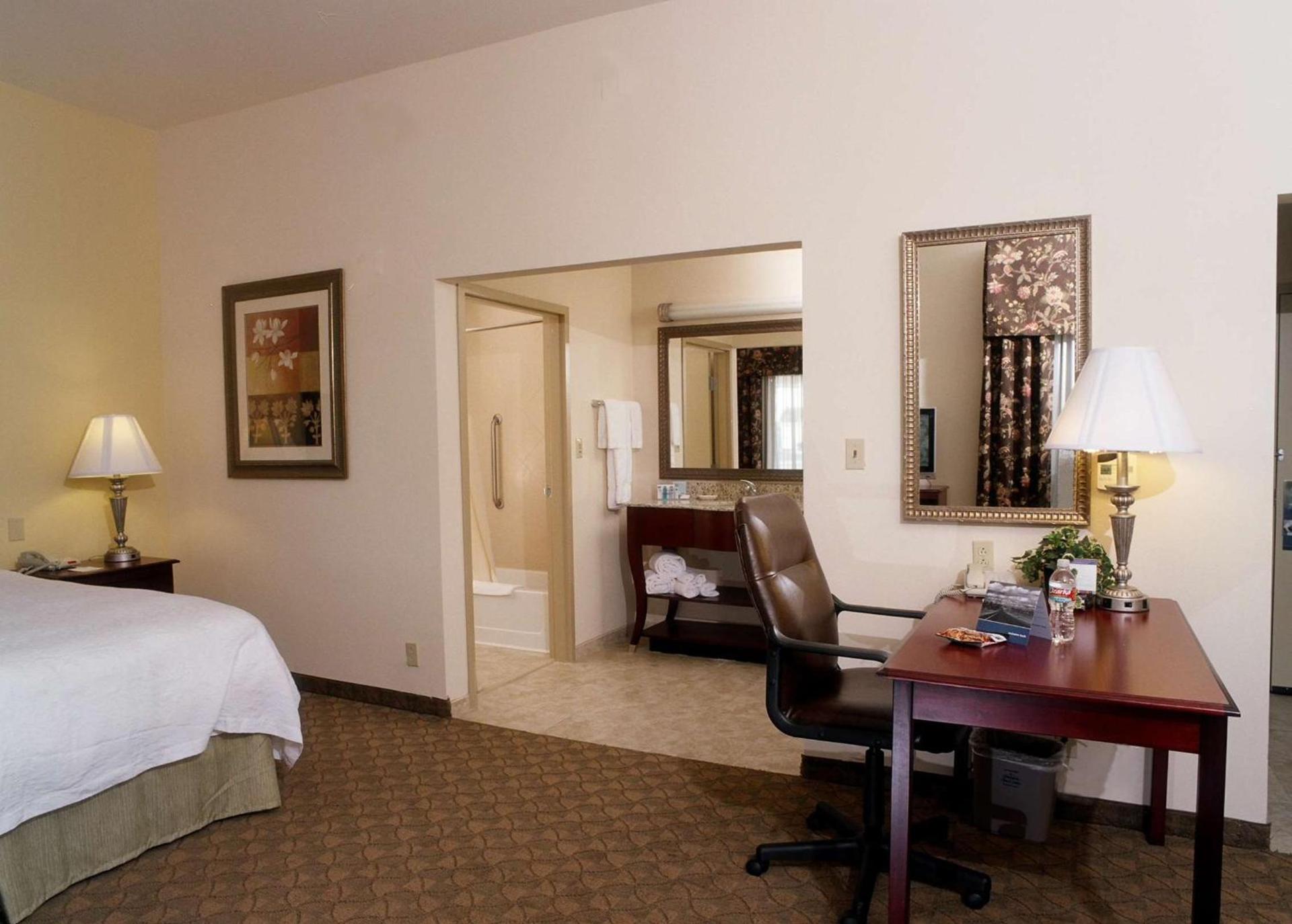Hampton Inn & Suites Arroyo Grande photo 25