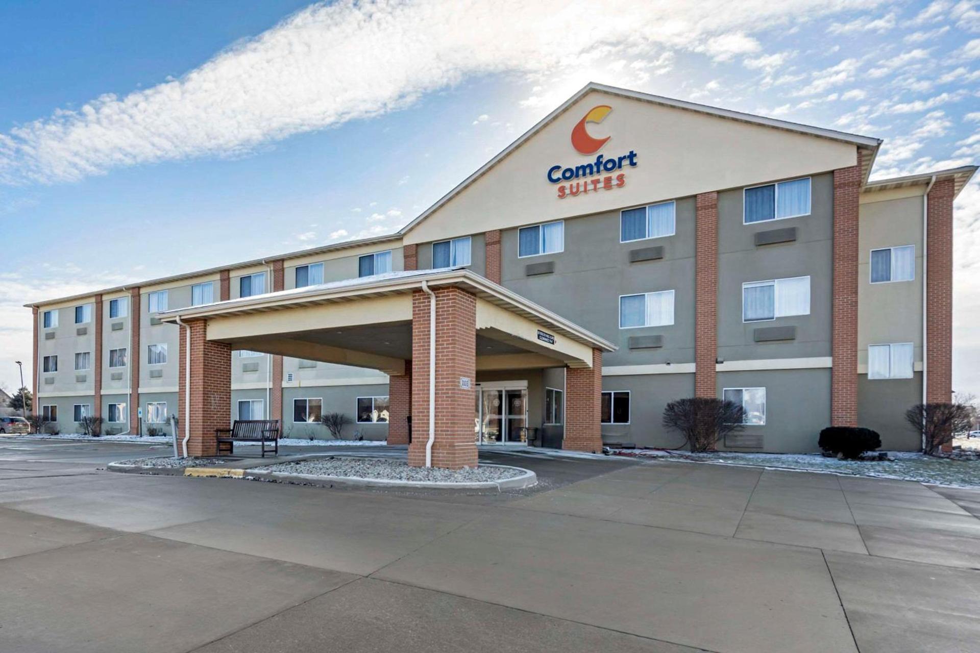 Comfort Suites Normal University area photo 1