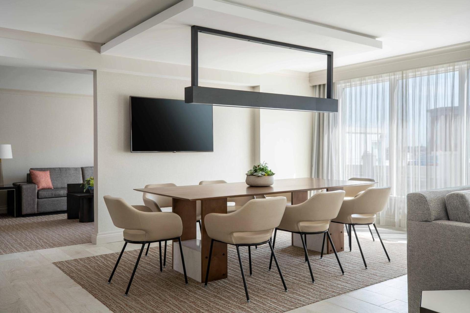 Baltimore Marriott Waterfront photo 47