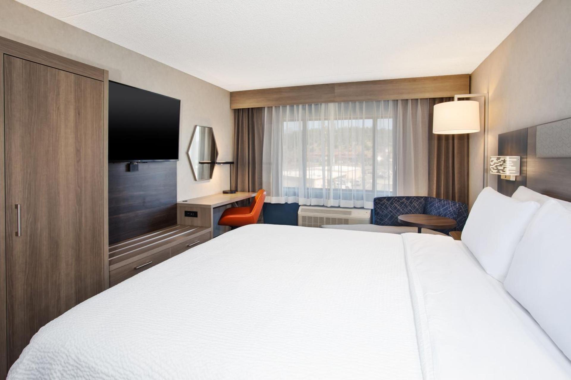 Holiday Inn Express Flagstaff by IHG photo 2