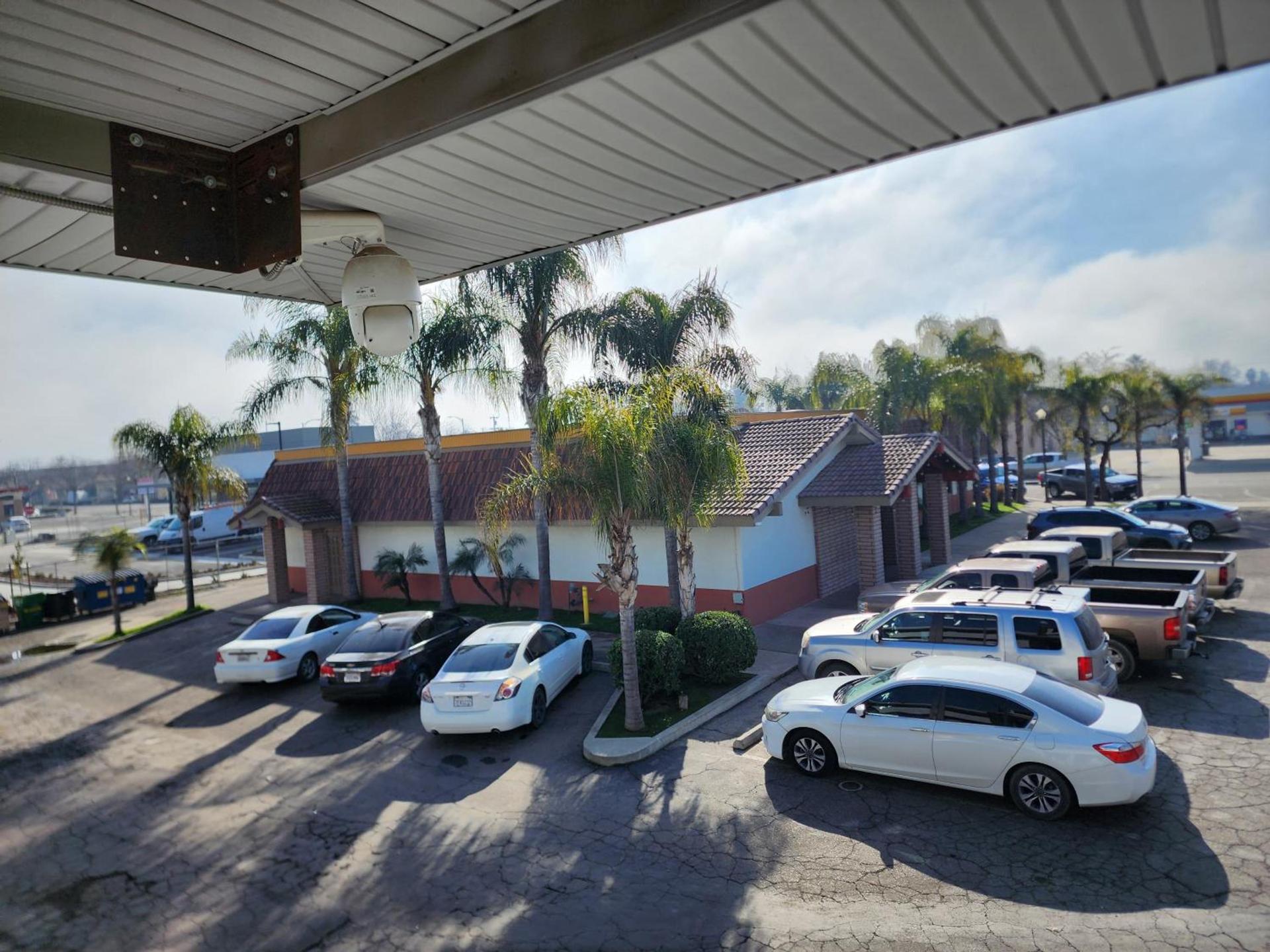 Budget Inn Corcoran Near Tulare CA 43 photo 21