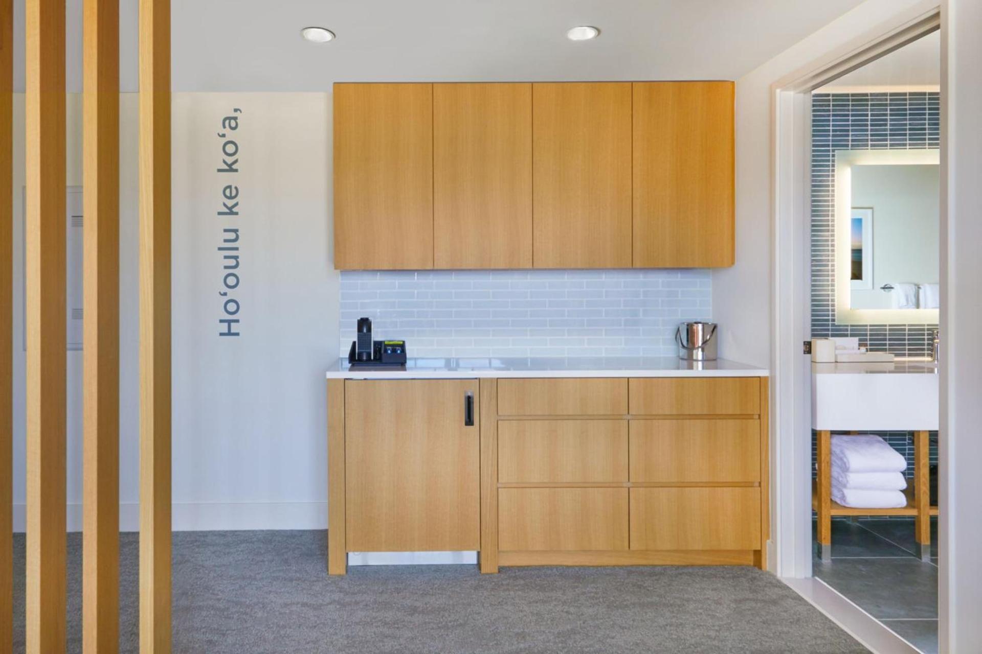Renaissance Honolulu Hotel & Spa photo 63