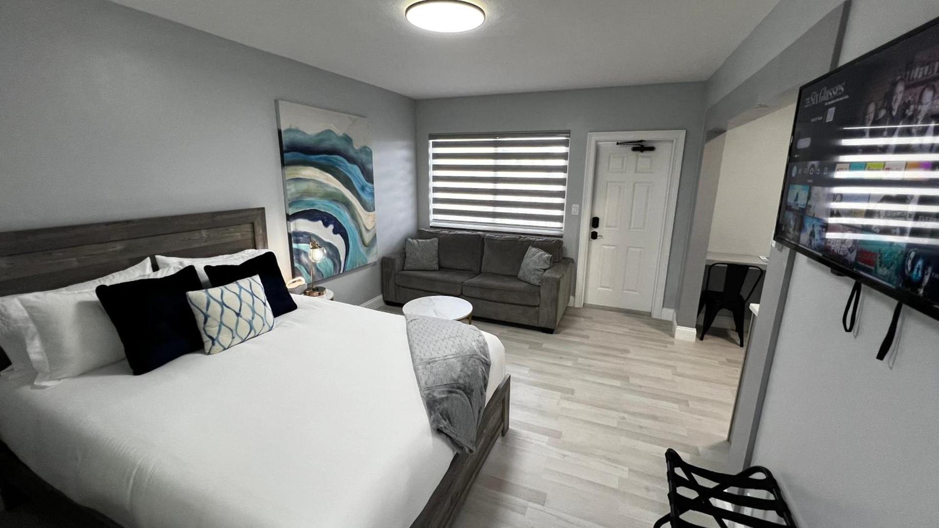 Oceano Suites Daytona Beach photo 26