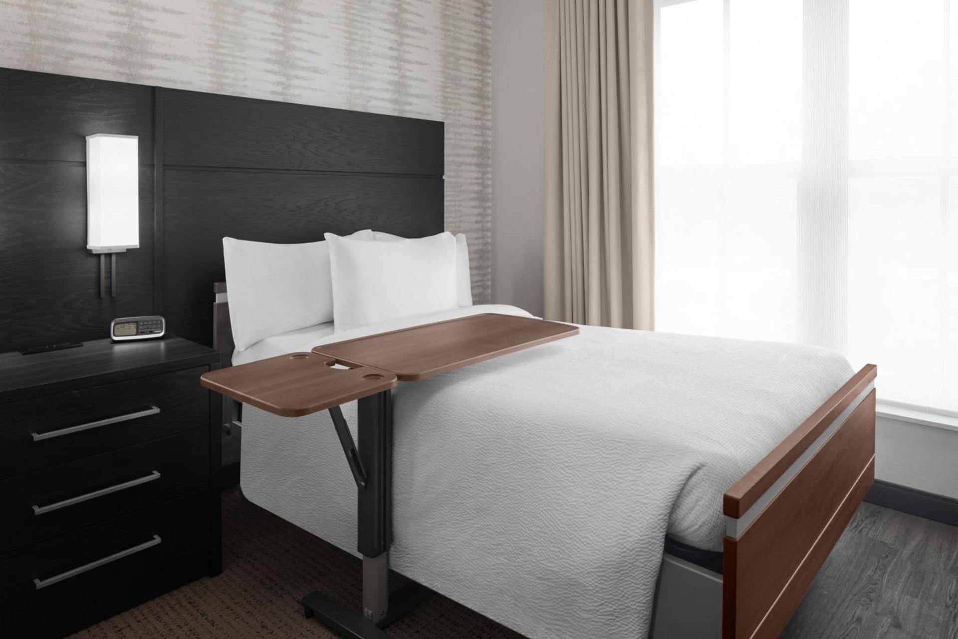 Residence Inn By Marriott Jacksonville-Mayo Clinic Area photo 6