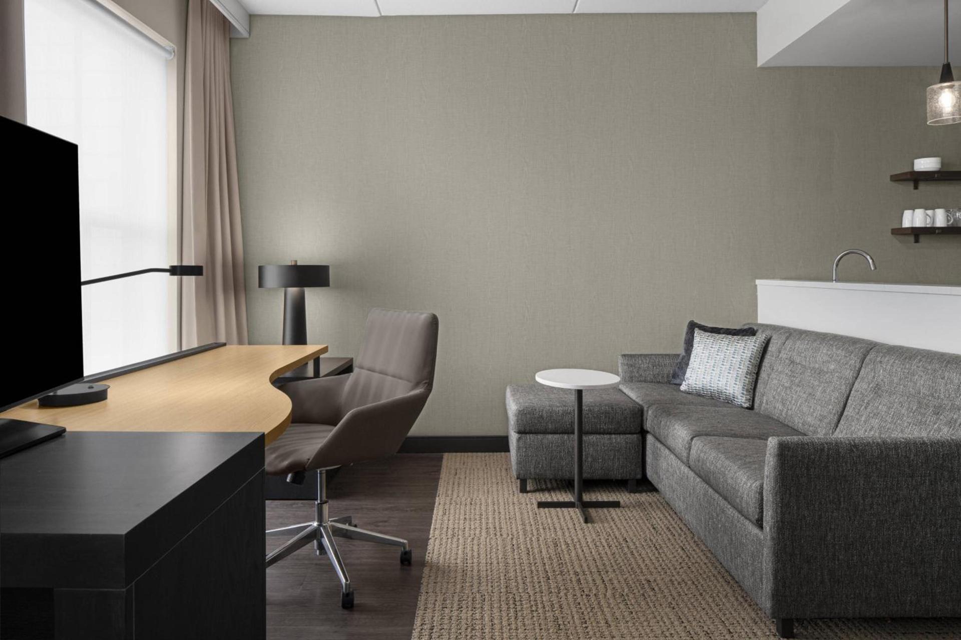Residence Inn By Marriott Jacksonville-Mayo Clinic Area photo 9
