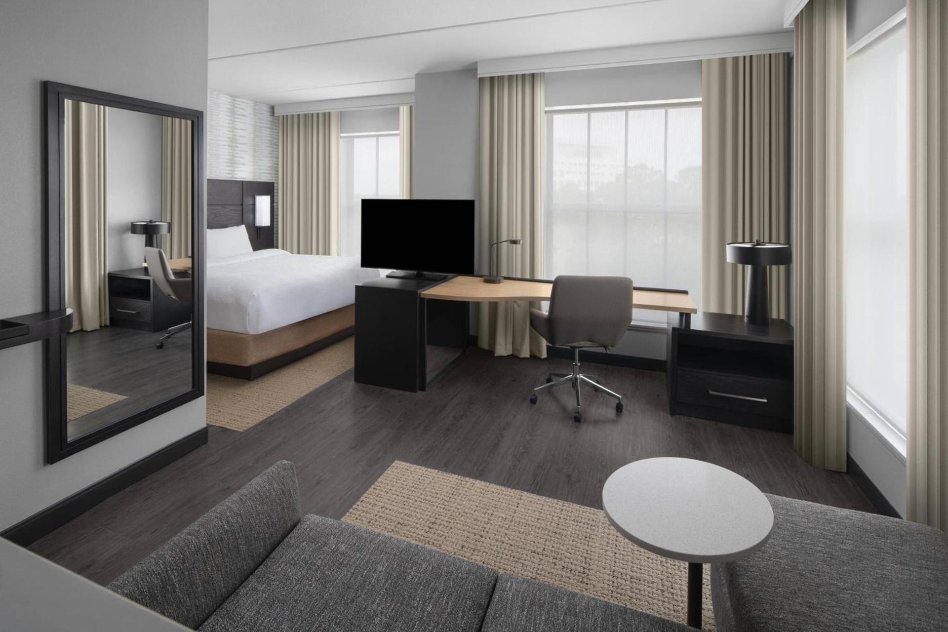 Residence Inn By Marriott Jacksonville-Mayo Clinic Area photo 11