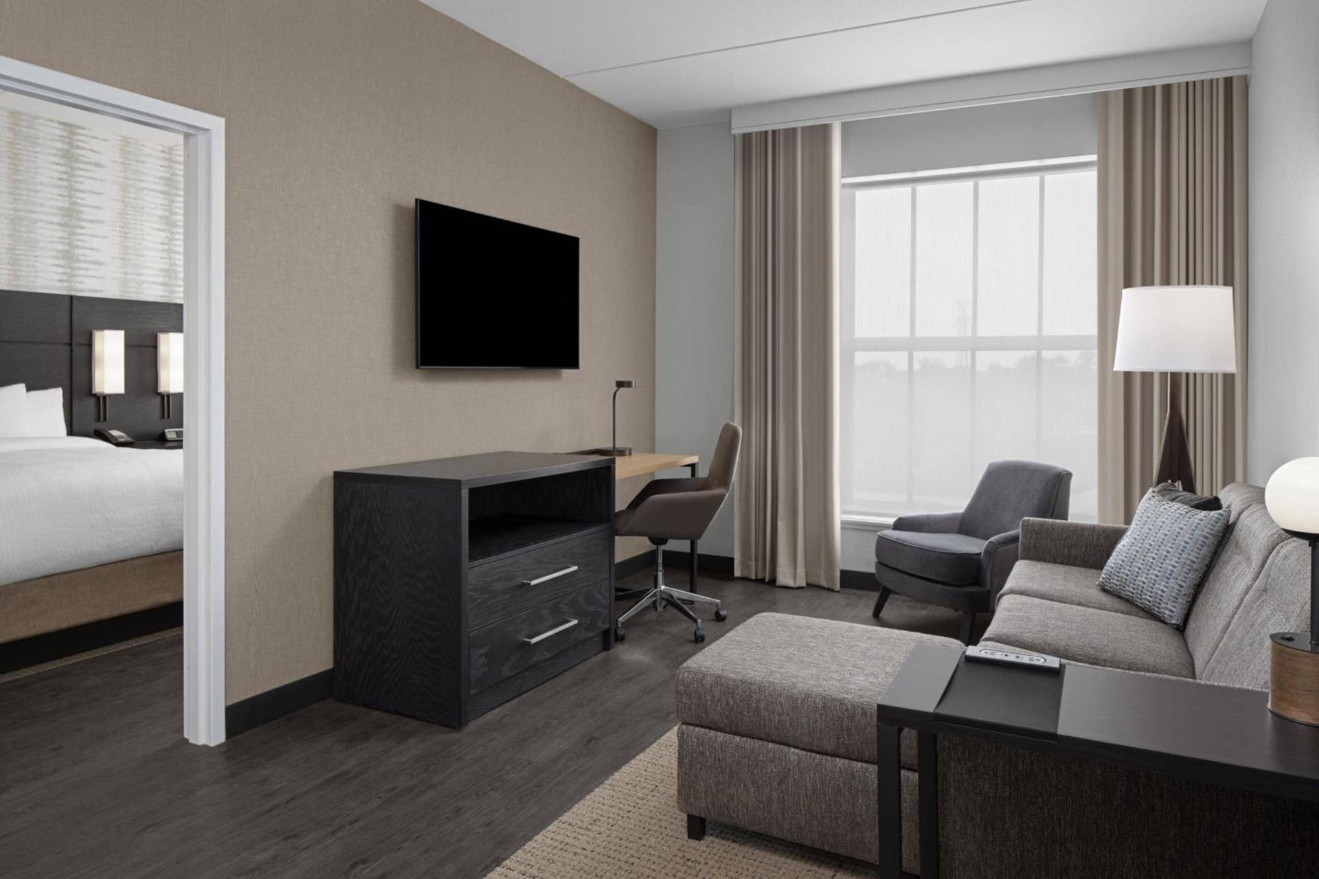 Residence Inn By Marriott Jacksonville-Mayo Clinic Area photo 13