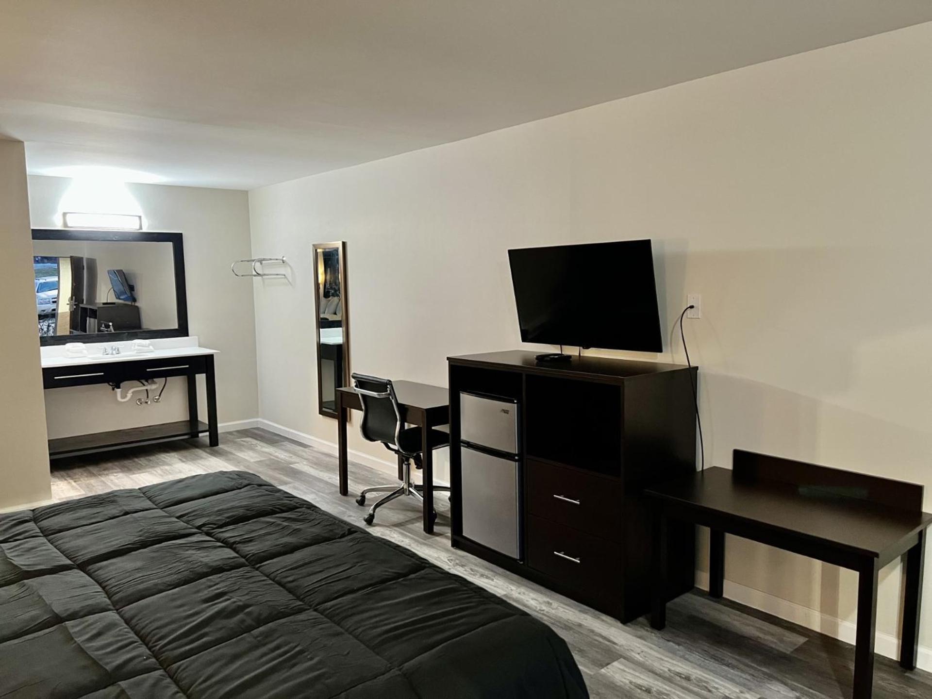 Super 8 by Wyndham College Park/Atlanta Airport West photo 2