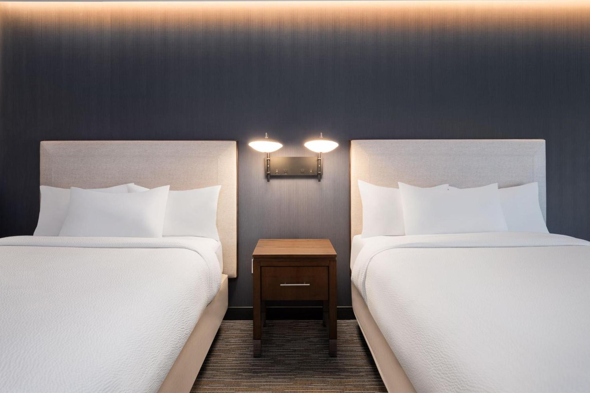 Courtyard by Marriott Seattle SeaTac Airport photo 25