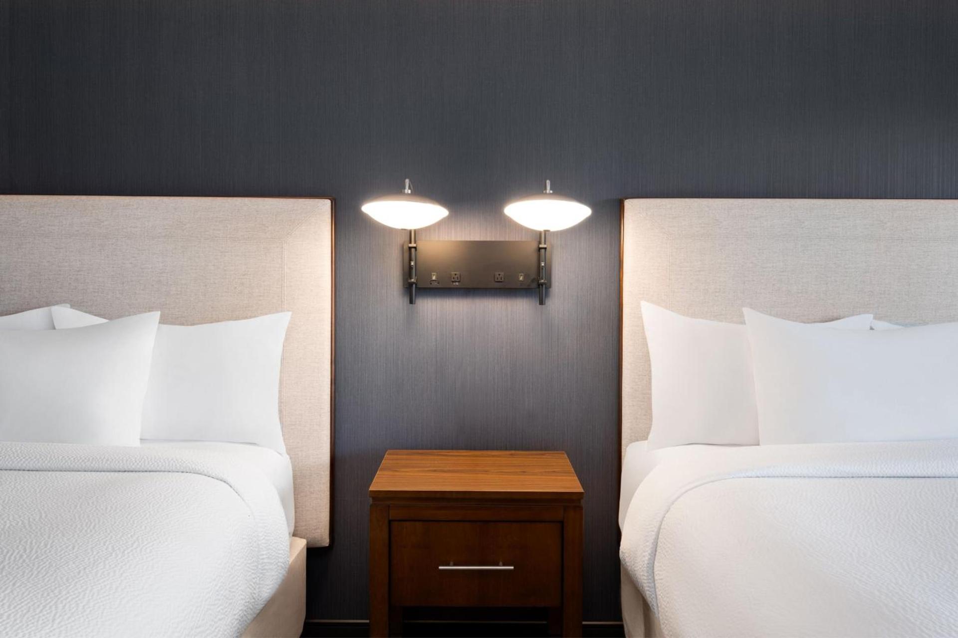 Courtyard by Marriott Seattle SeaTac Airport photo 26