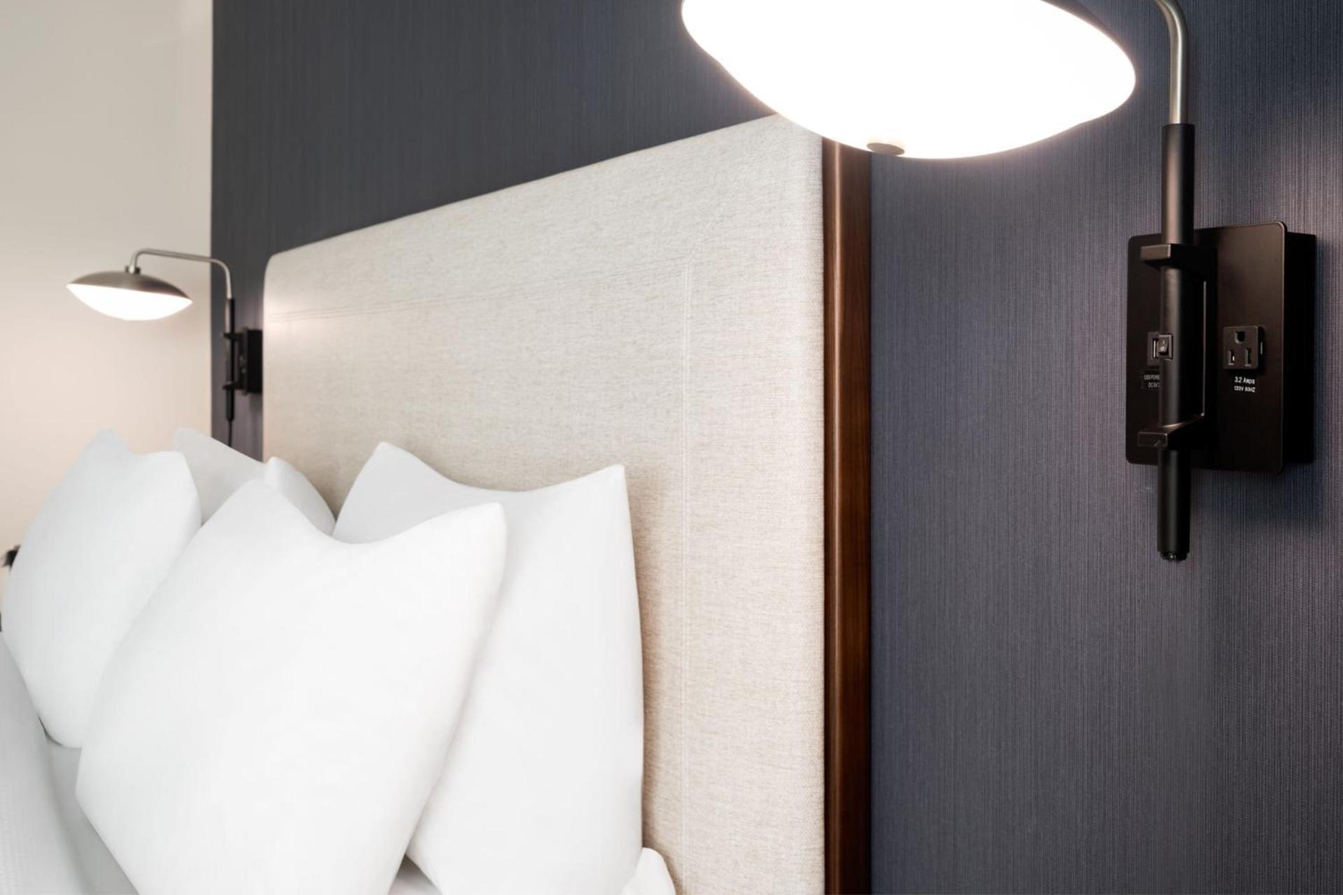 Courtyard by Marriott Seattle SeaTac Airport photo 31
