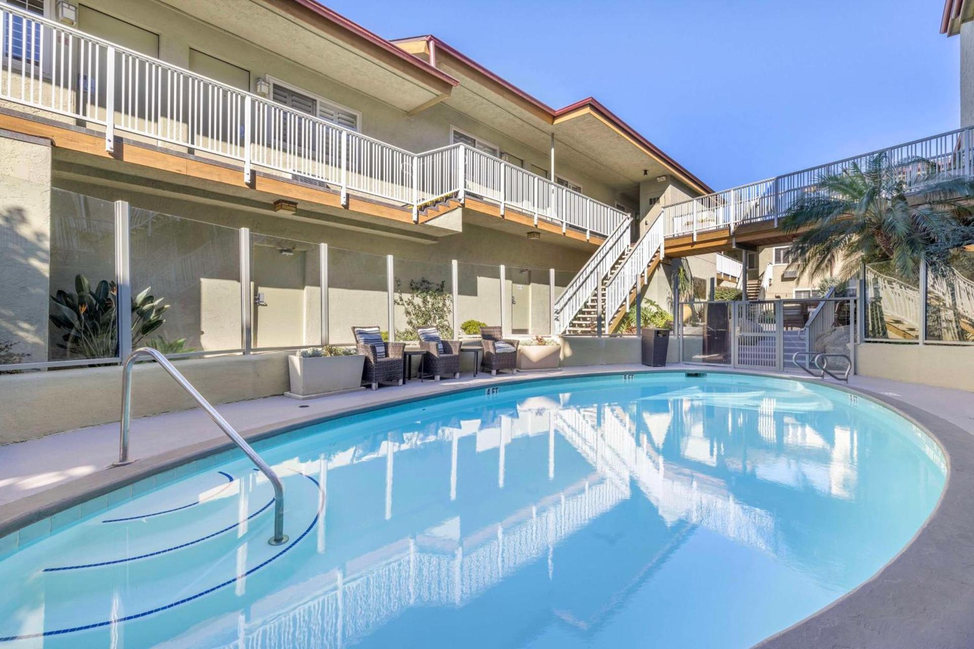 Best Western Plus Beach View Lodge Carlsbad photo 10
