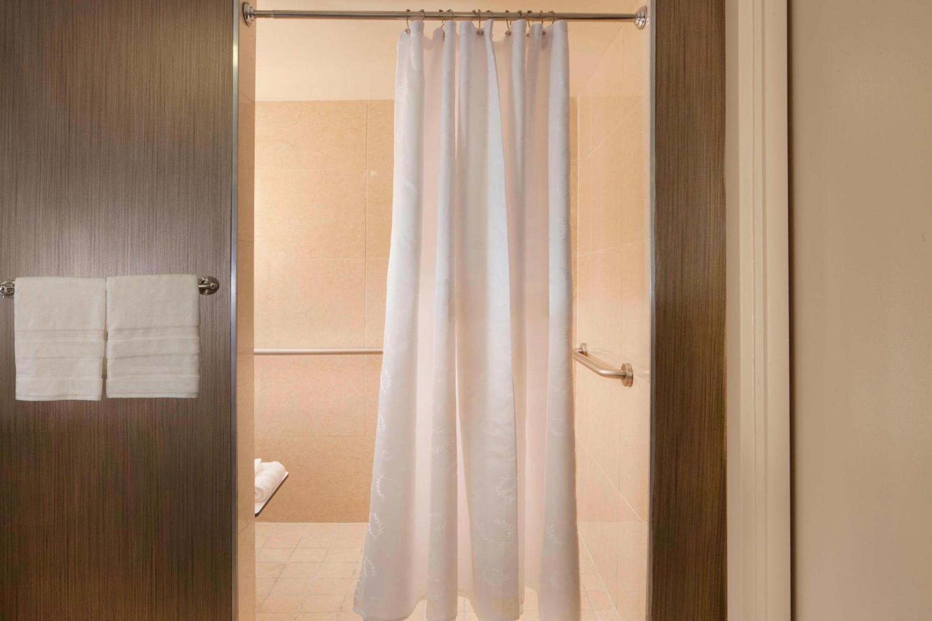 Sheraton DFW Airport Hotel photo 14