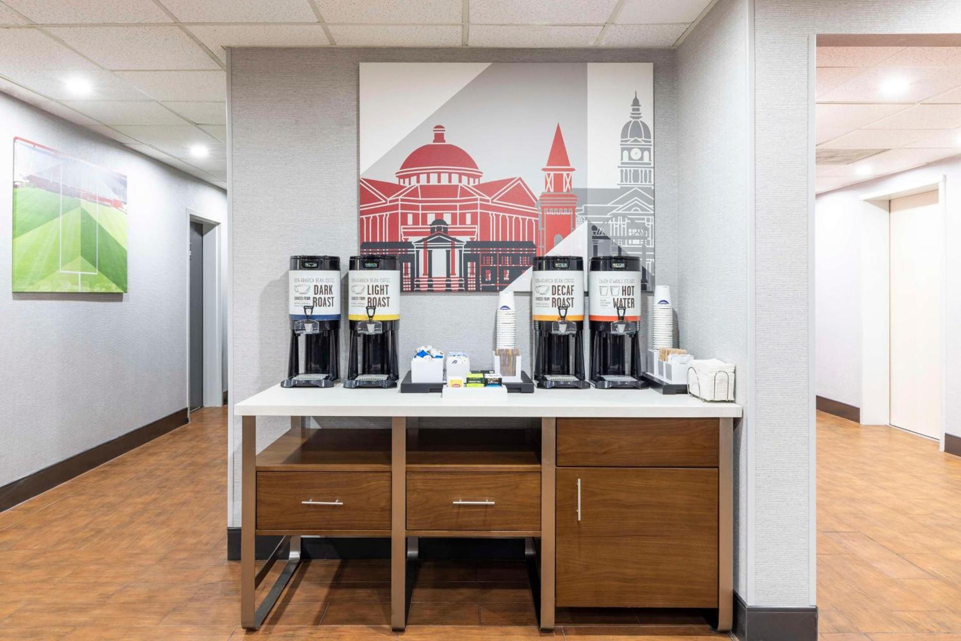 Hampton Inn Athens photo 4