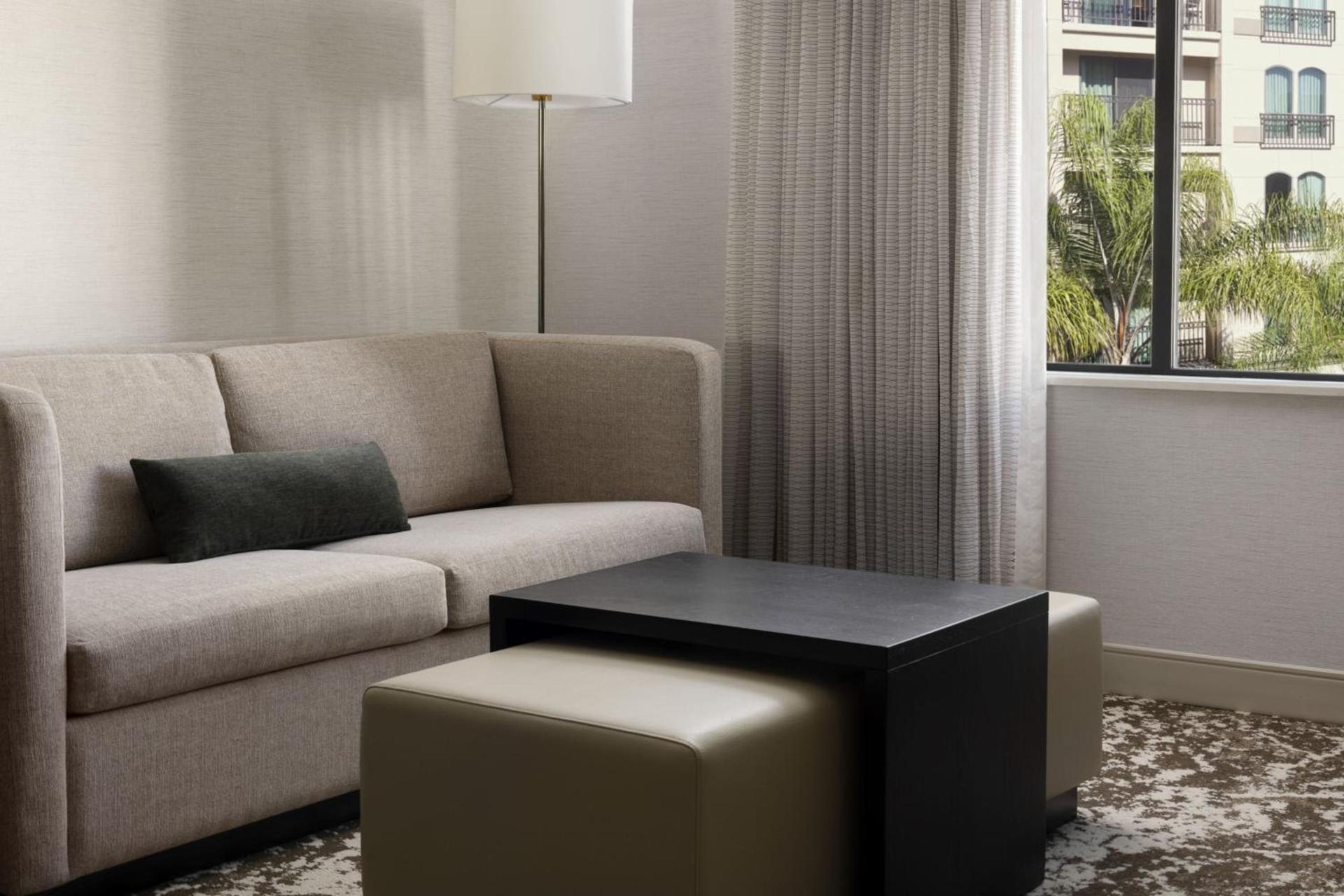 Courtyard by Marriott Los Angeles Pasadena Old Town photo 21