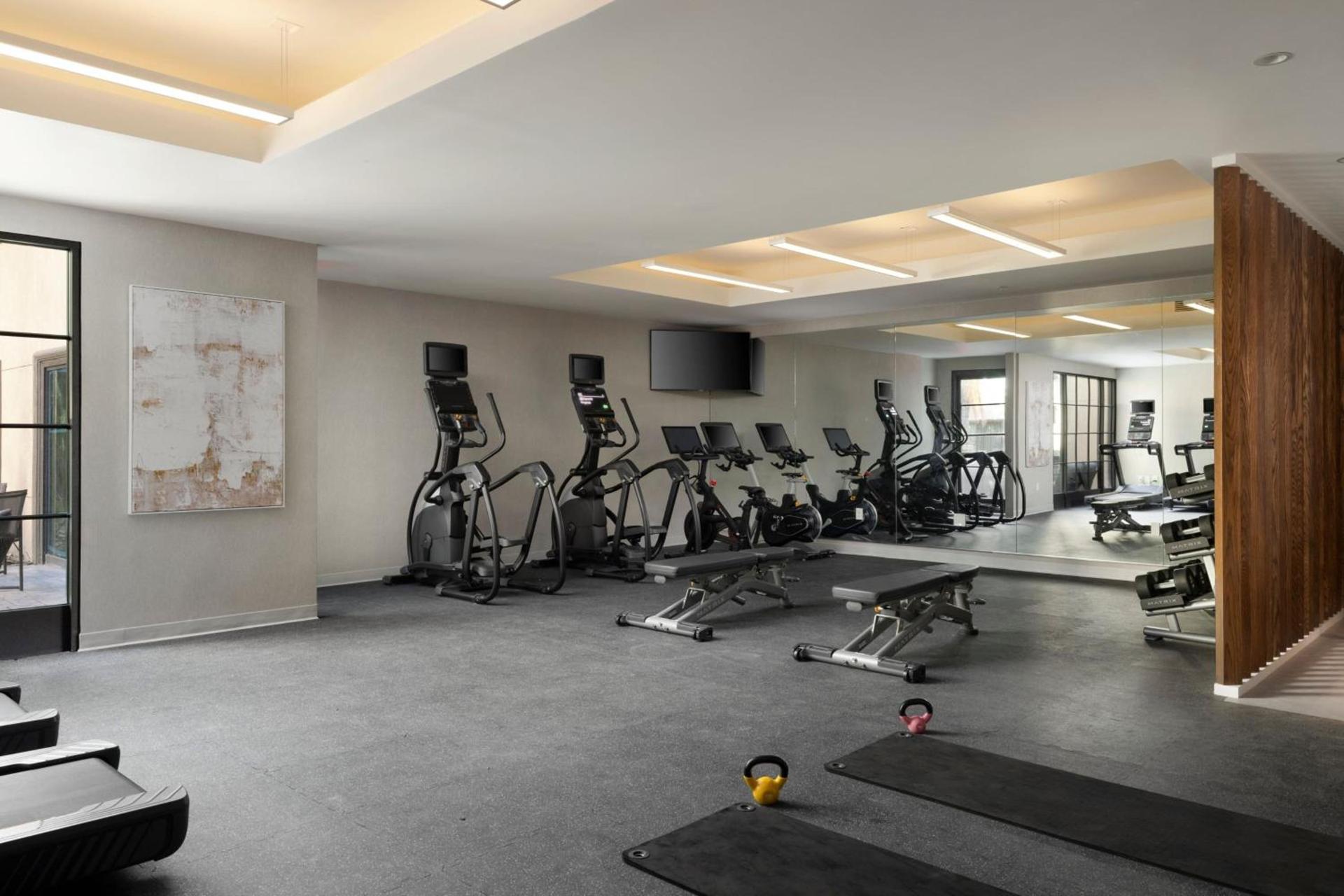 Courtyard by Marriott Los Angeles Pasadena Old Town photo 59