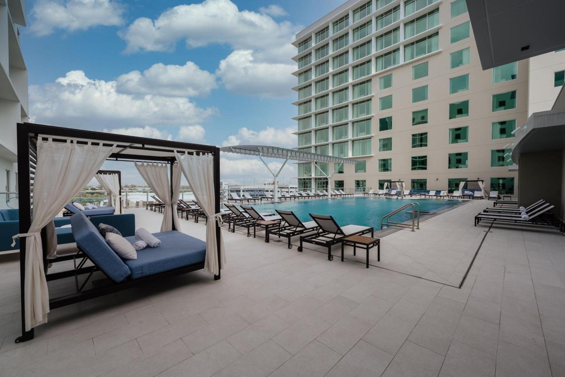 AC Hotel by Marriott Fort Lauderdale Airport photo 23